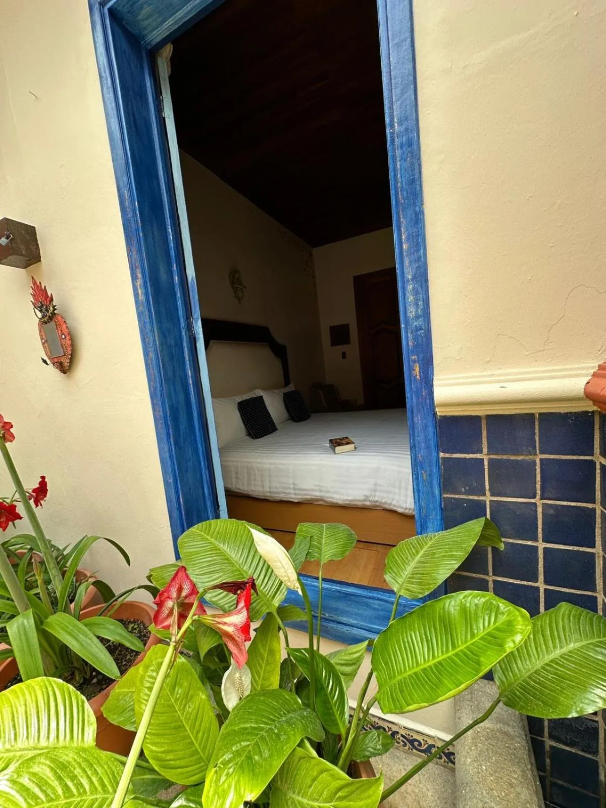 Photo of the whole room, Bed in Casa de los Arcángeles