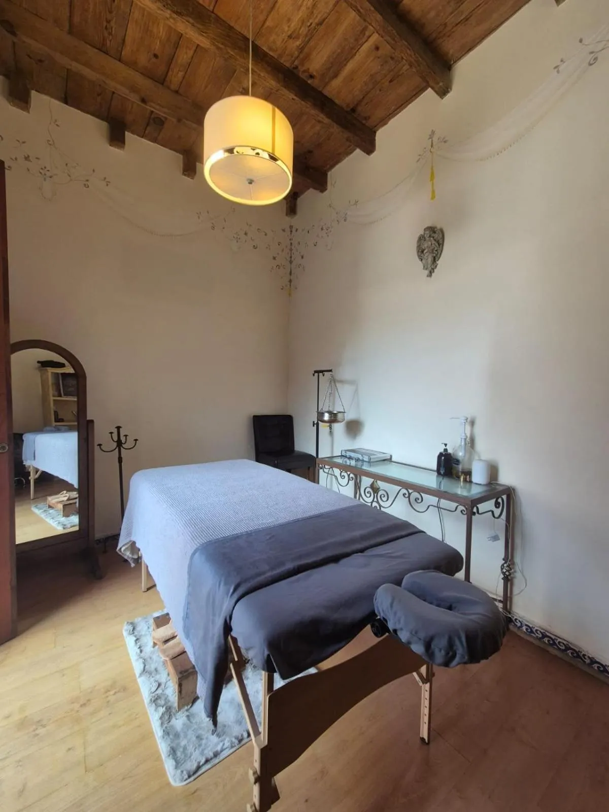 Massage, Bed in Casa de los Arcángeles