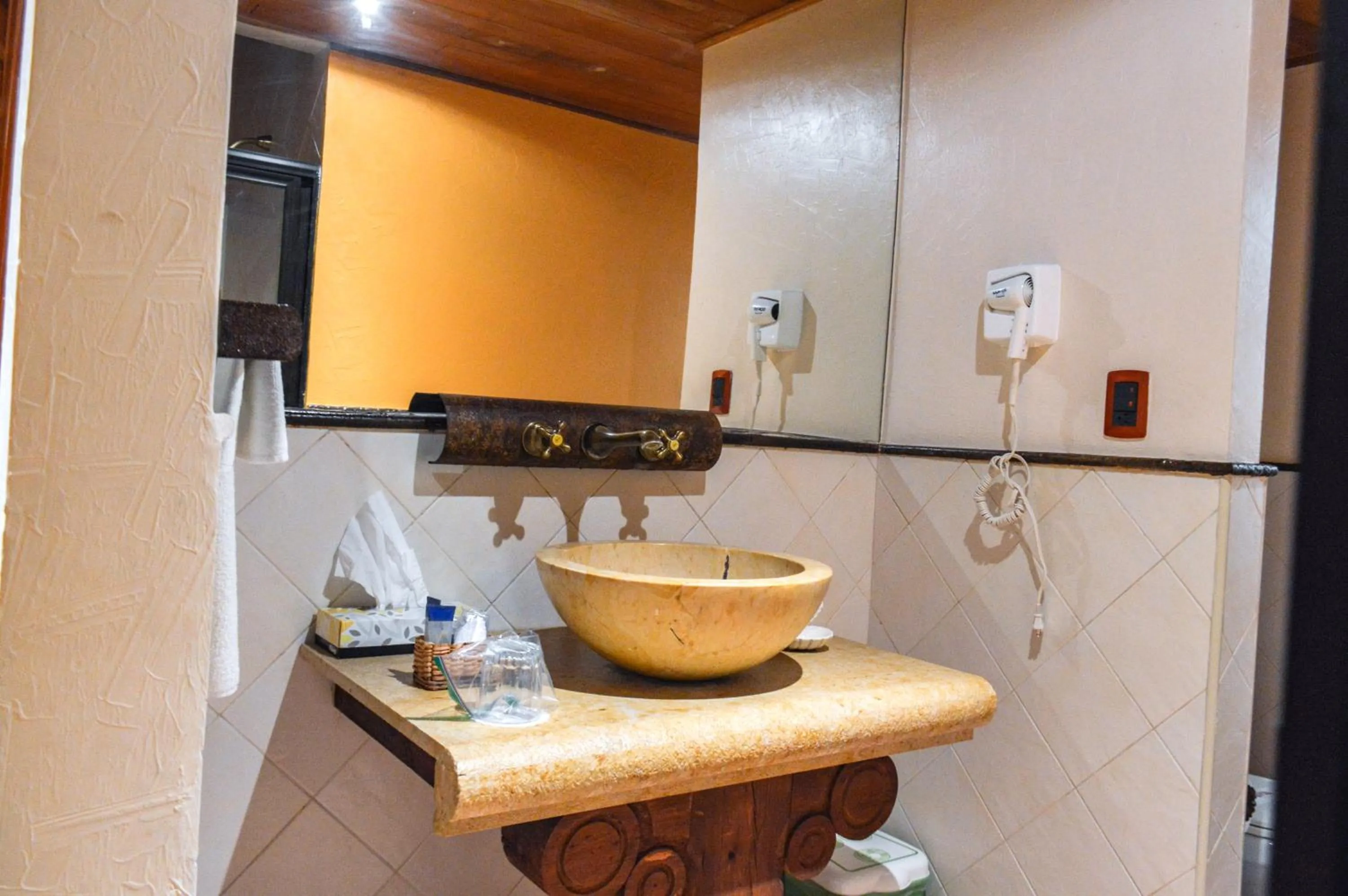 Bathroom in Casa de los Arcángeles