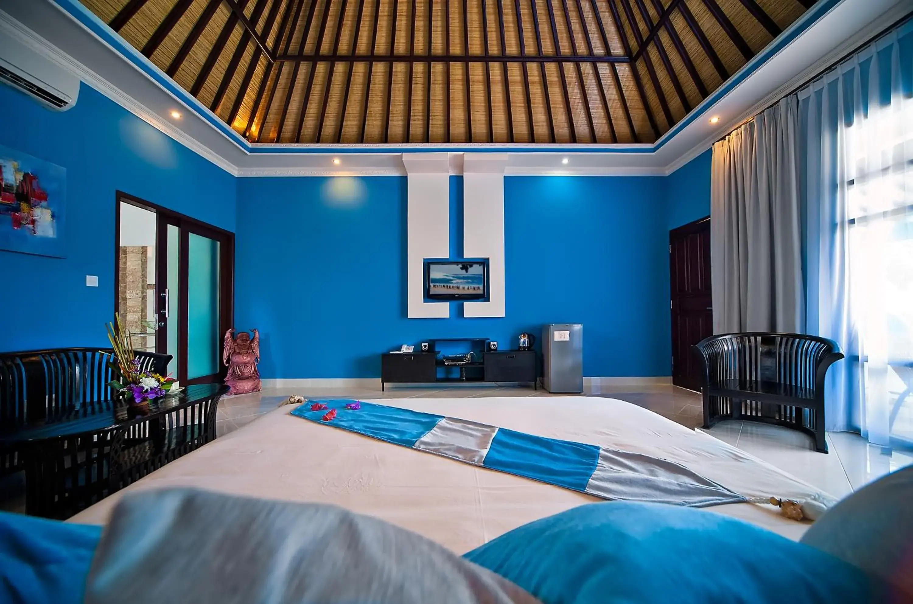 TV and multimedia, Bed in Rossa Garden Hotel TV and multimedia, Bed in Rossa Garden Hotel