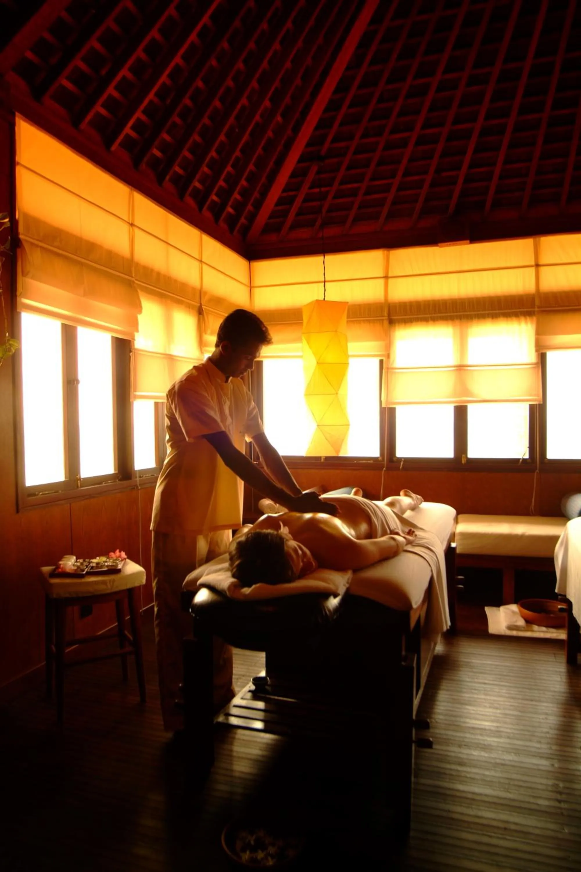 Massage in Mount Lavinia Hotel