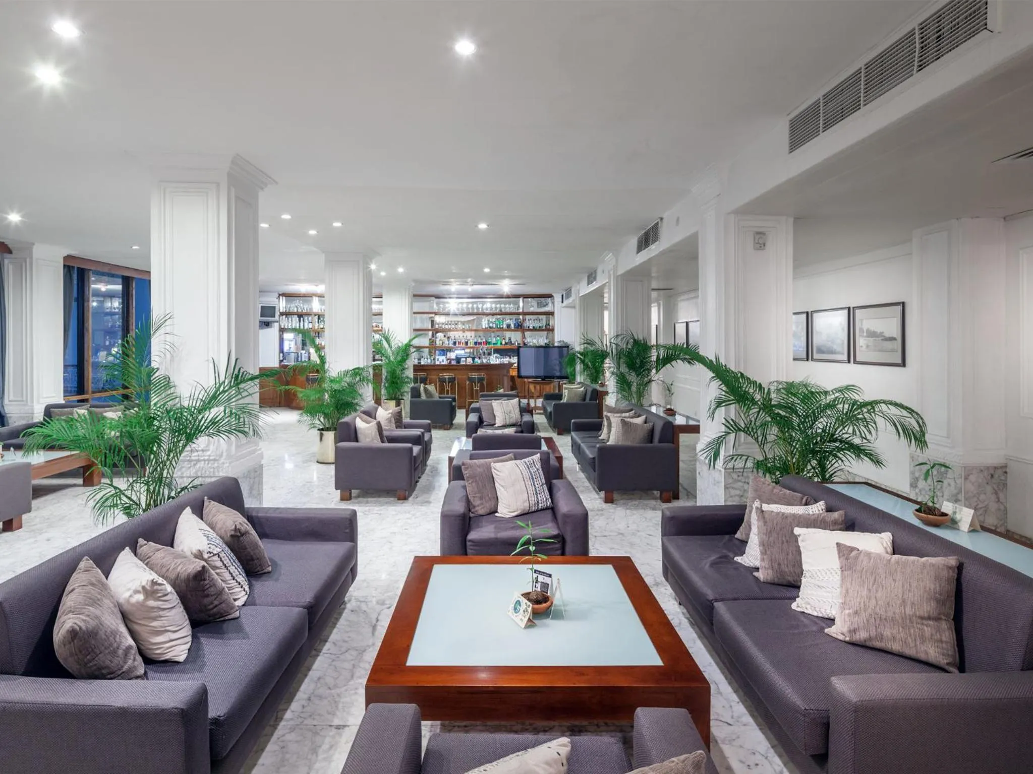 Lobby or reception in Mount Lavinia Hotel