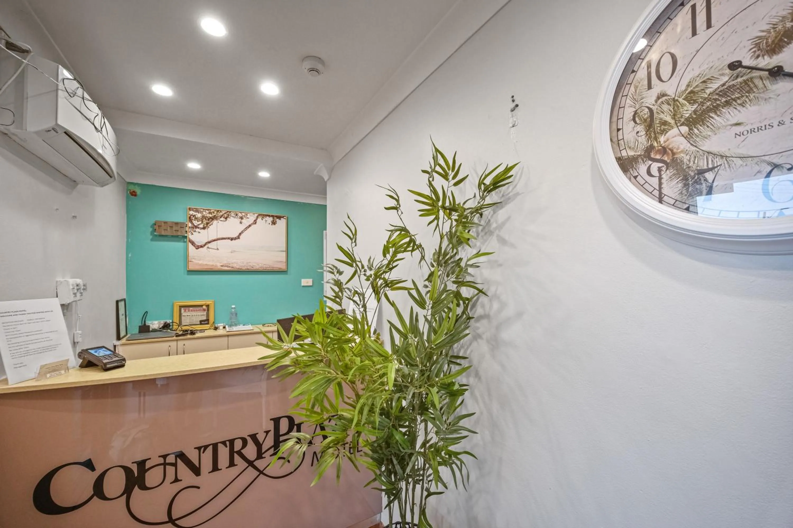 Lobby or reception in Country Plaza Motel Taree