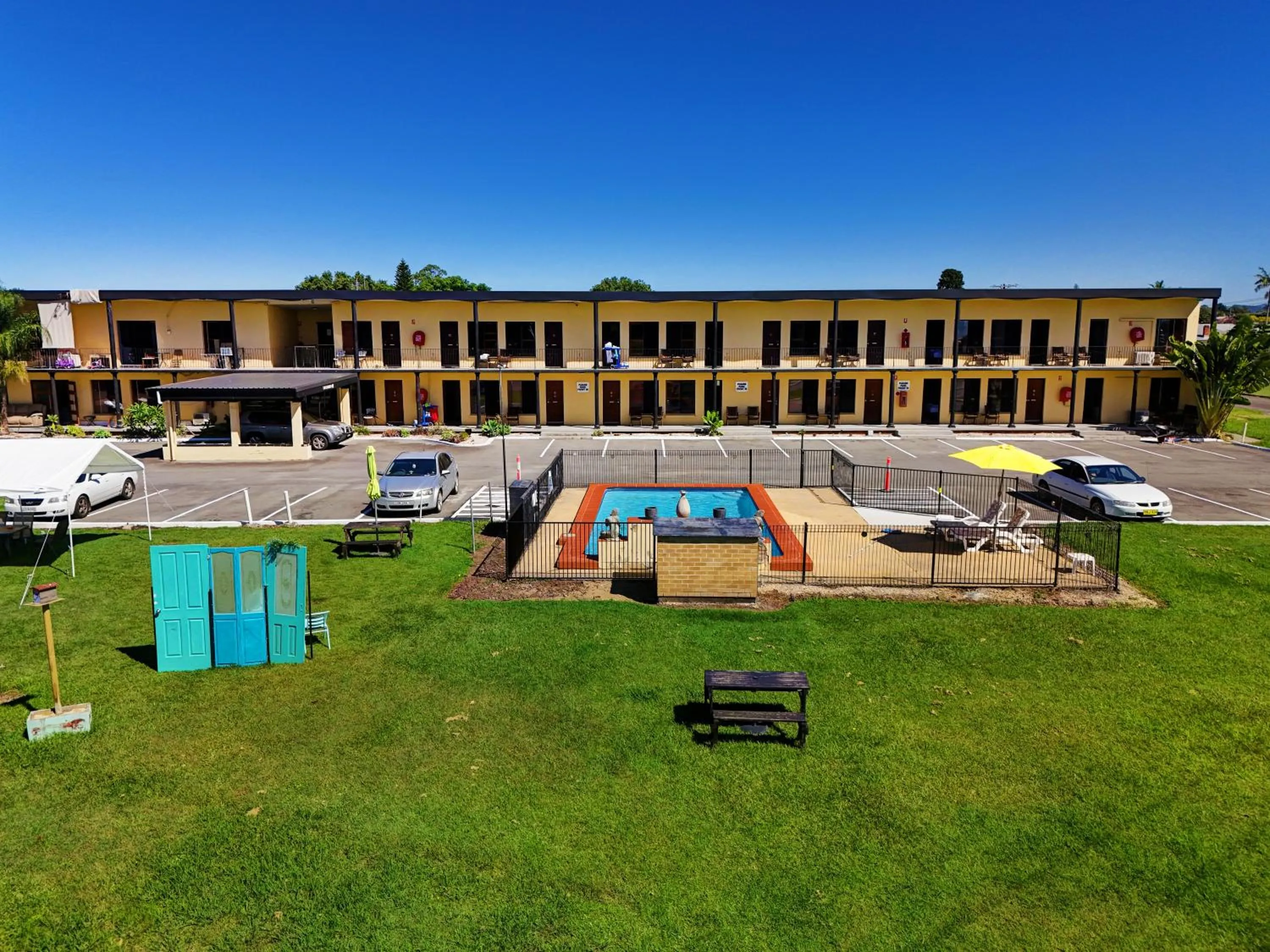 Property building in Country Plaza Motel Taree