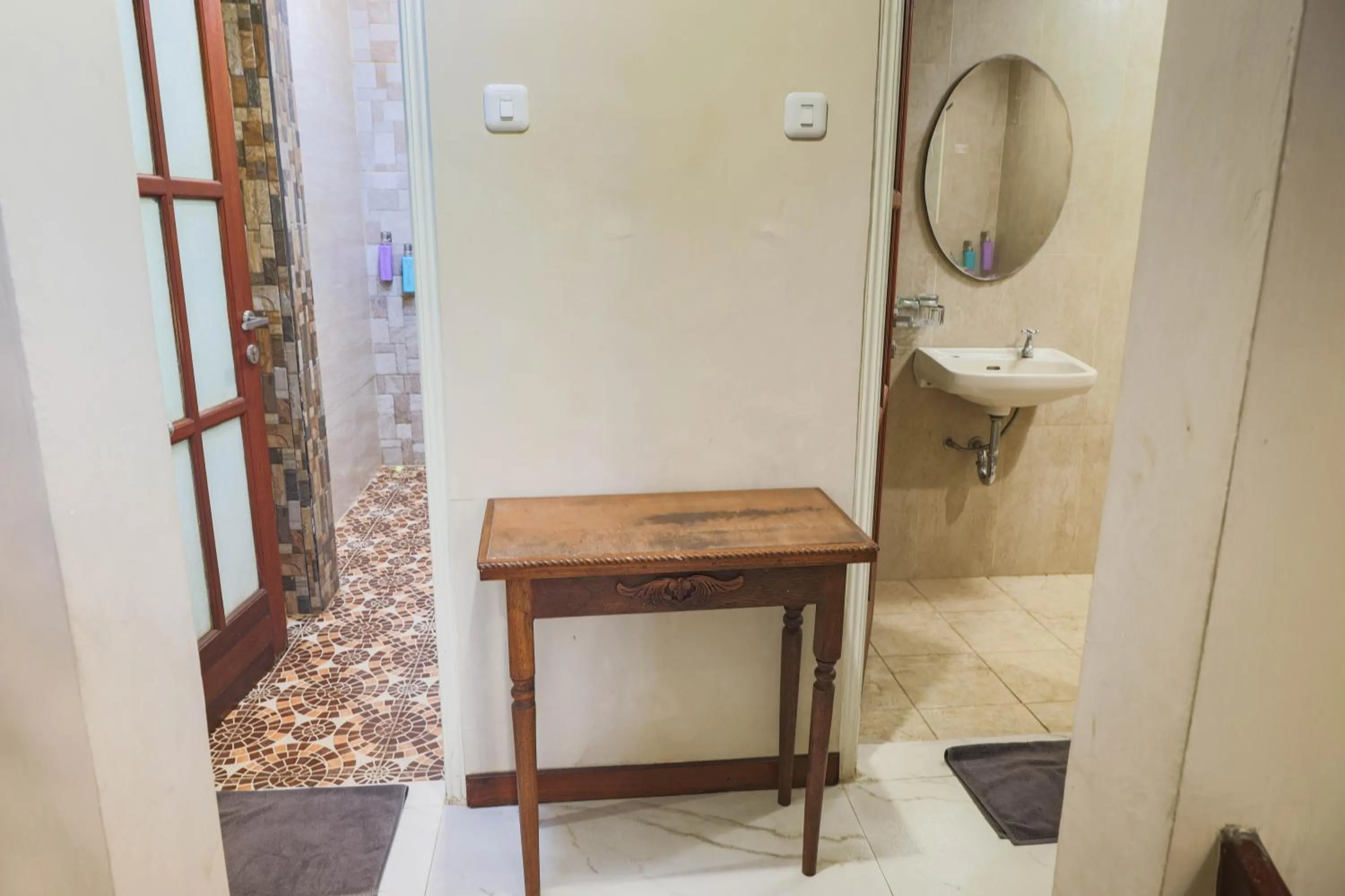 Bathroom in Family Hotel Gradia 1