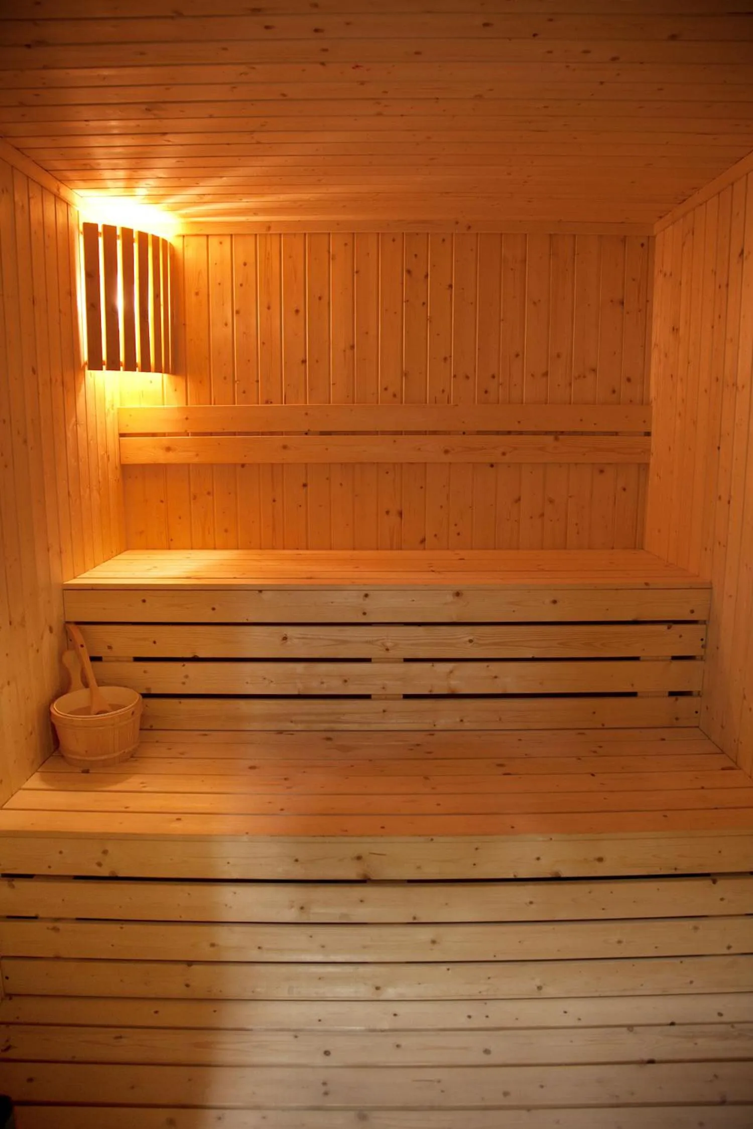 Sauna in Grand Excelsior Hotel Al Barsha
