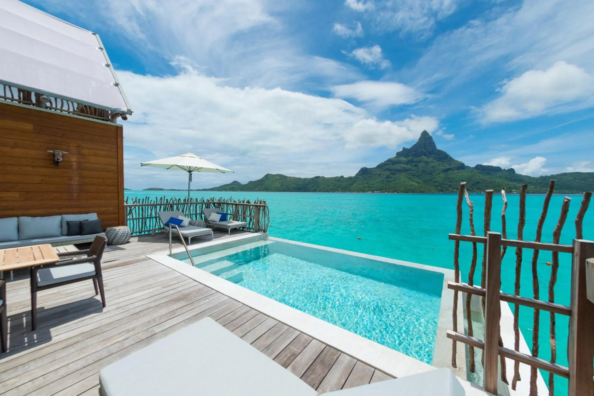 Photo of the whole room in InterContinental Bora Bora & Thalasso Spa by IHG