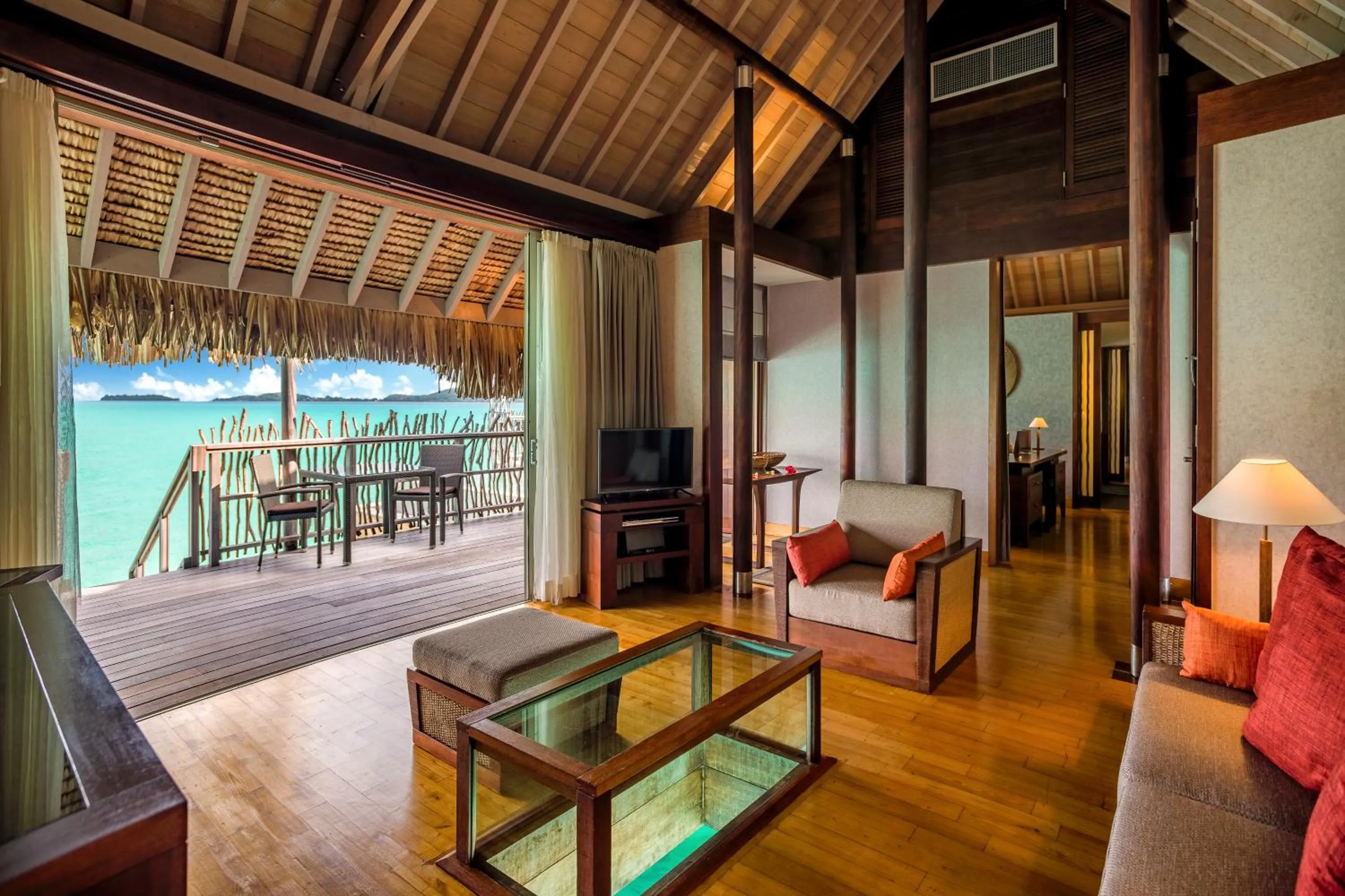 Living room in InterContinental Bora Bora & Thalasso Spa by IHG
