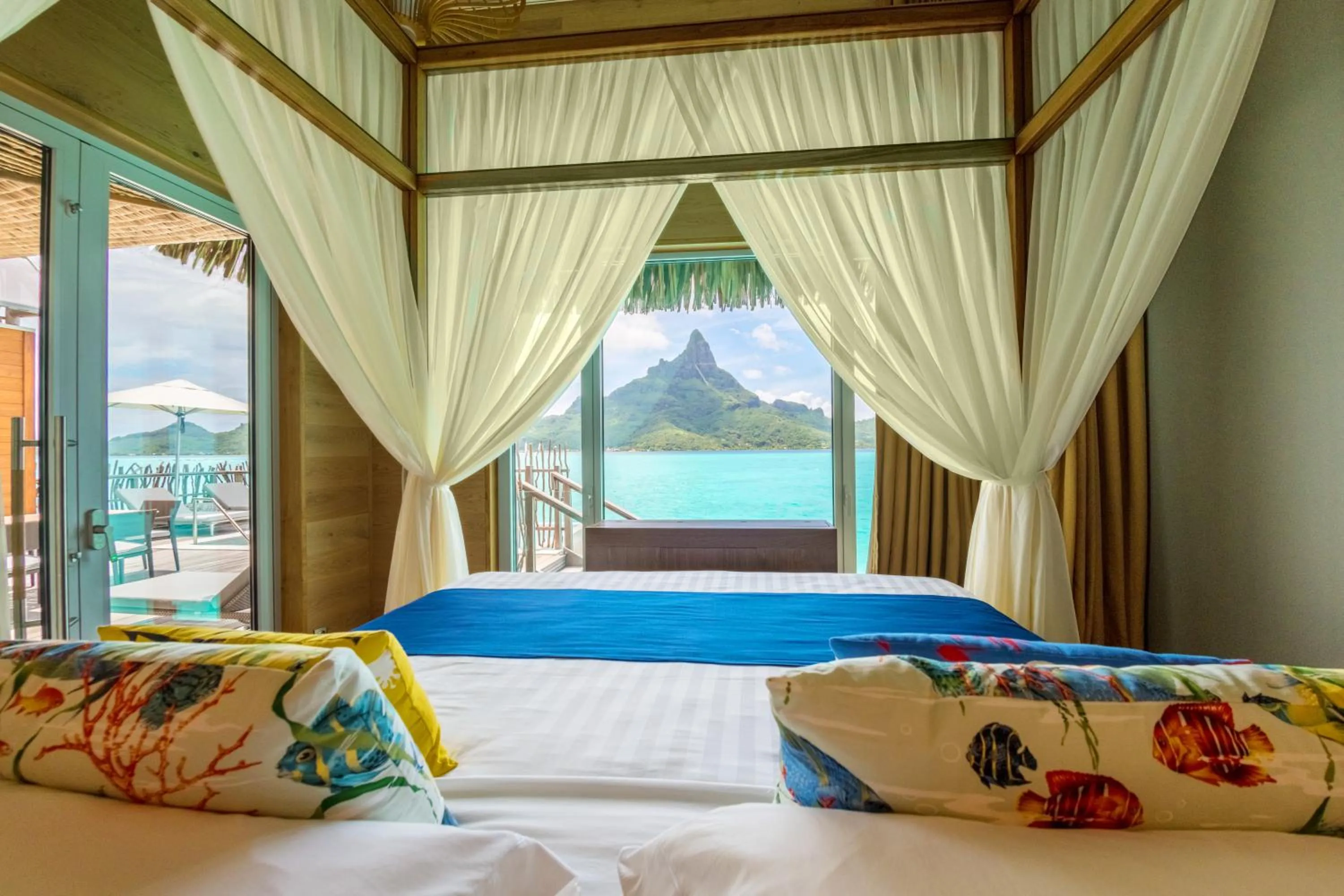 Bedroom, Bed in InterContinental Bora Bora & Thalasso Spa by IHG