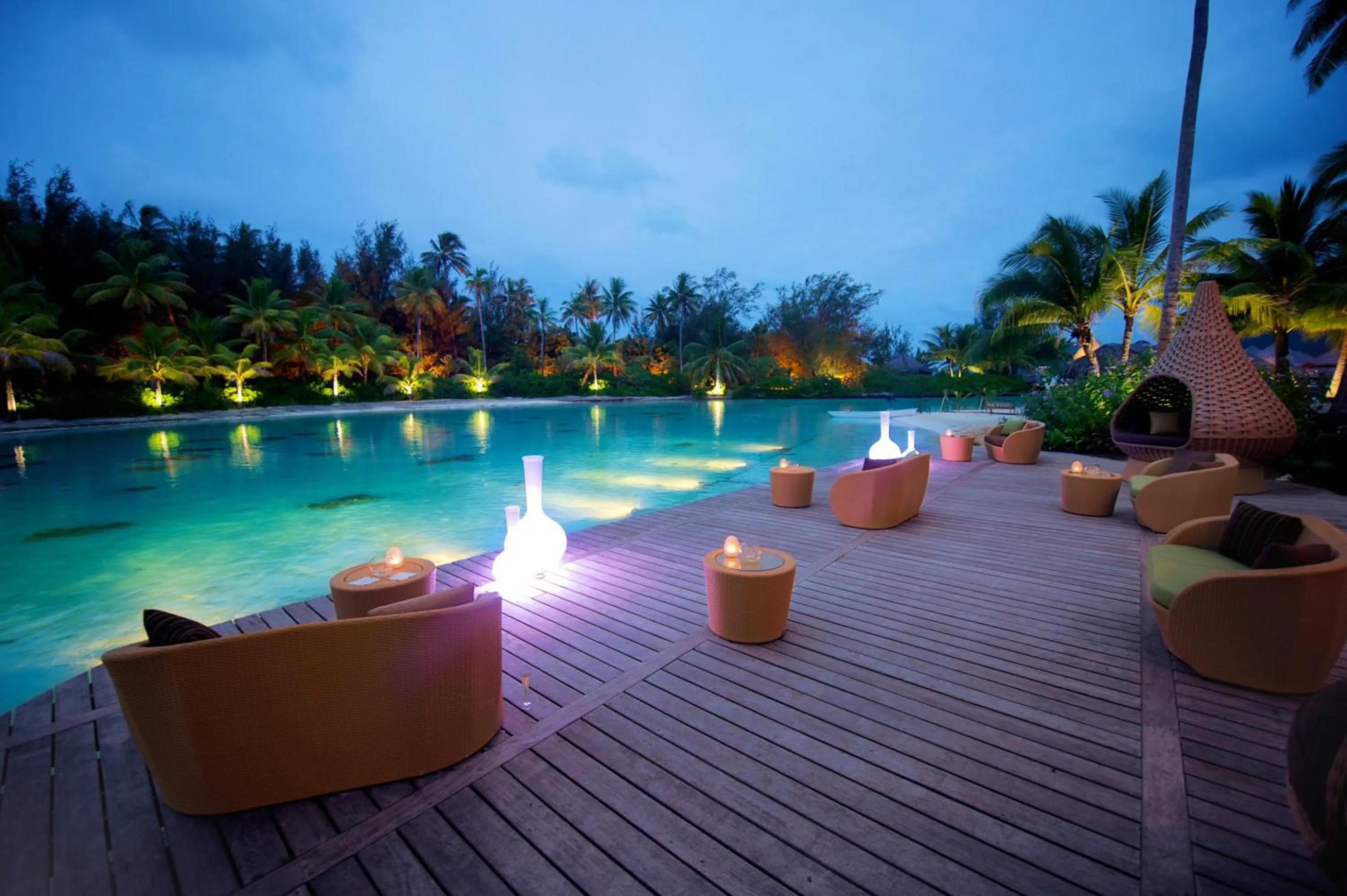 Restaurant/places to eat in InterContinental Bora Bora & Thalasso Spa by IHG