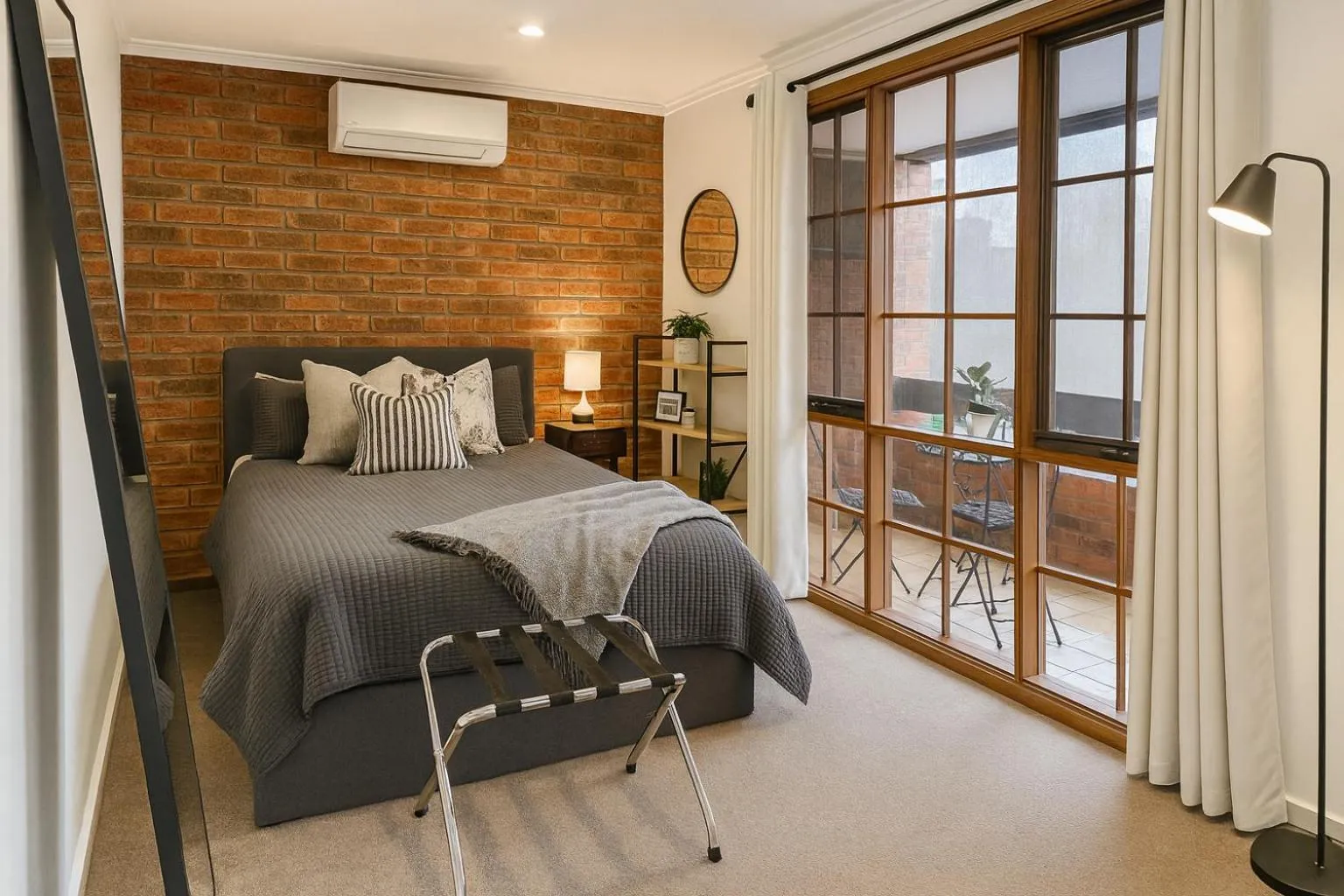 Bedroom, Bed in The Heritage Bendigo