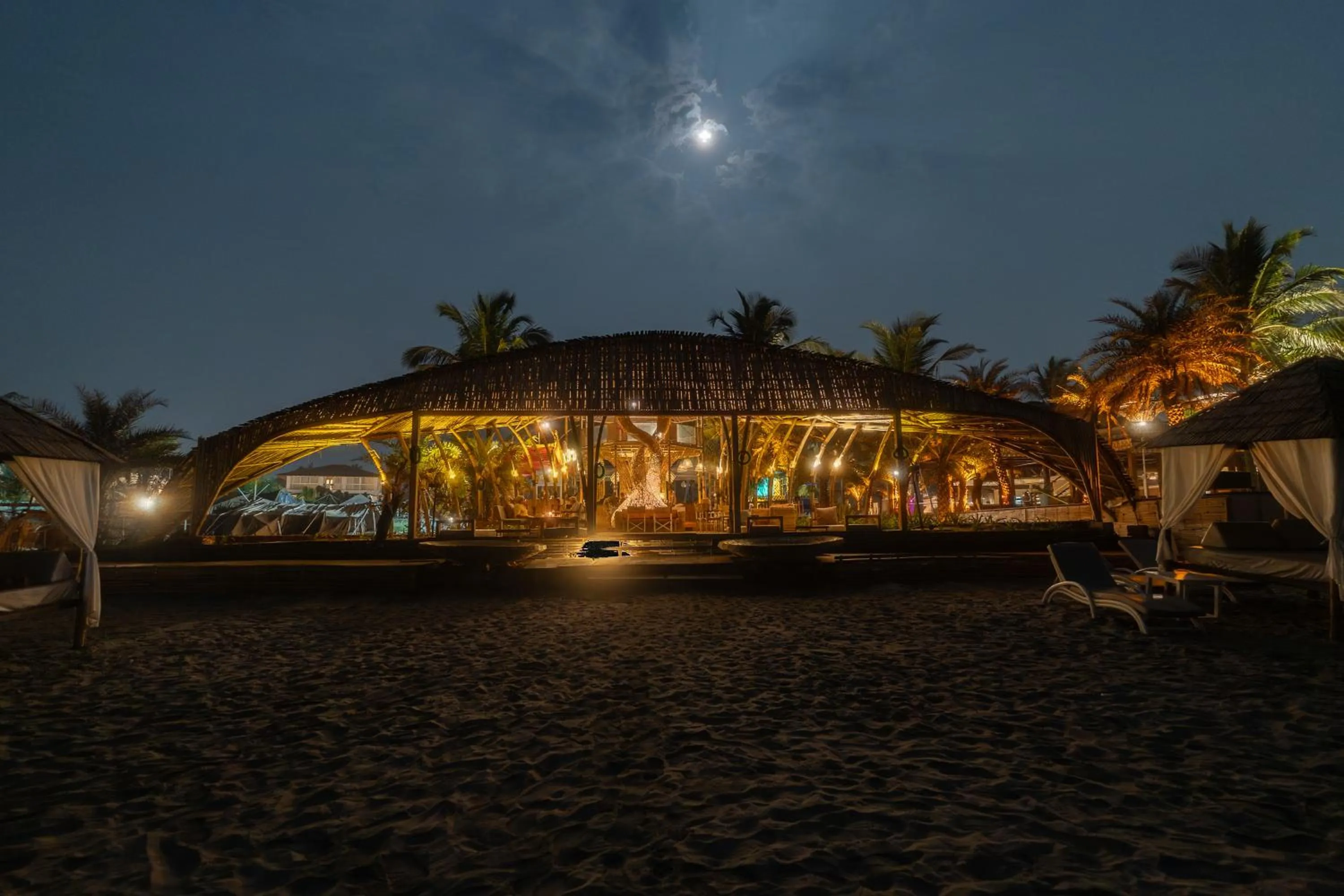 Restaurant/places to eat in Marbela Beach Resort