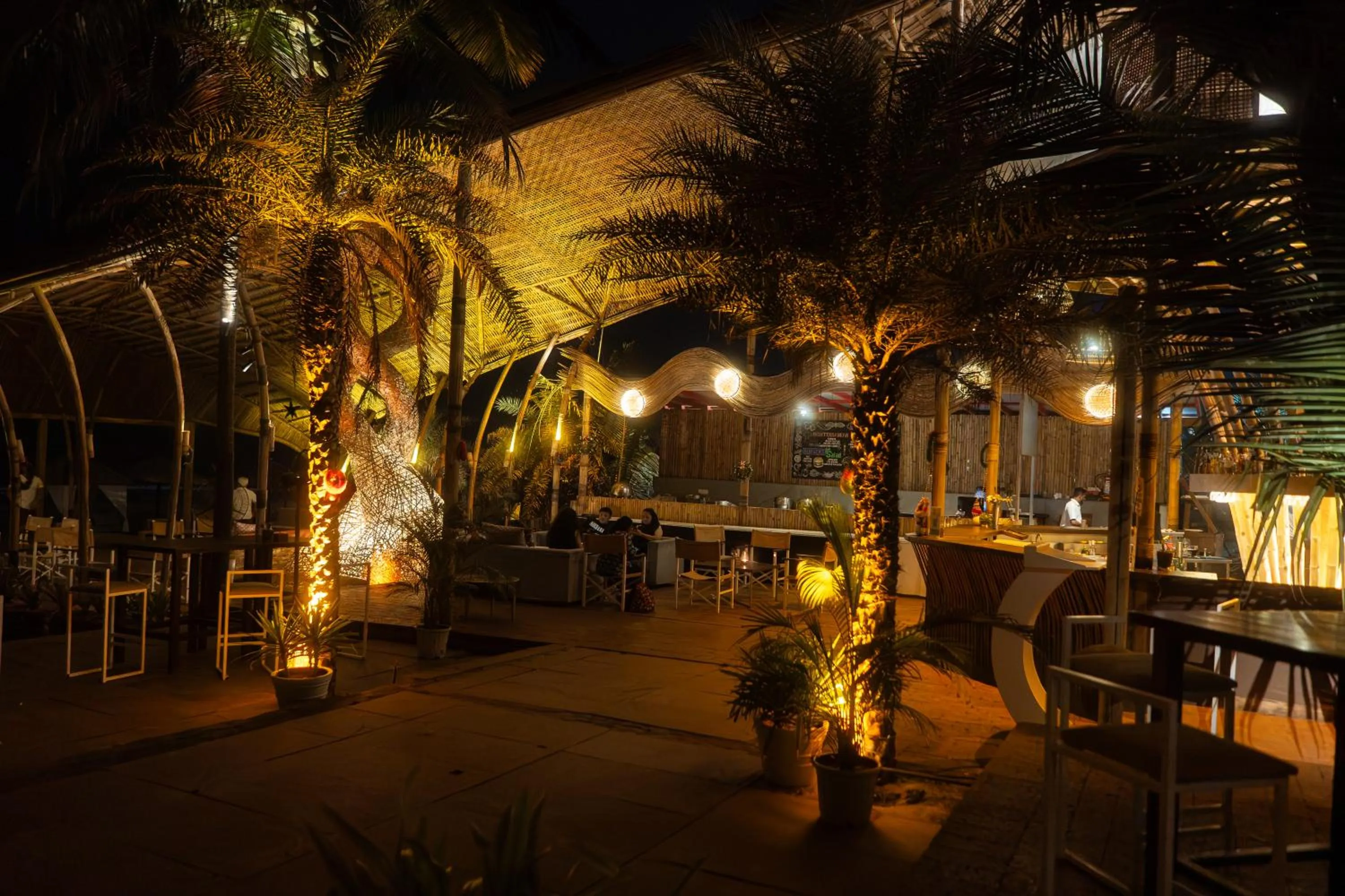 Restaurant/places to eat in Marbela Beach Resort