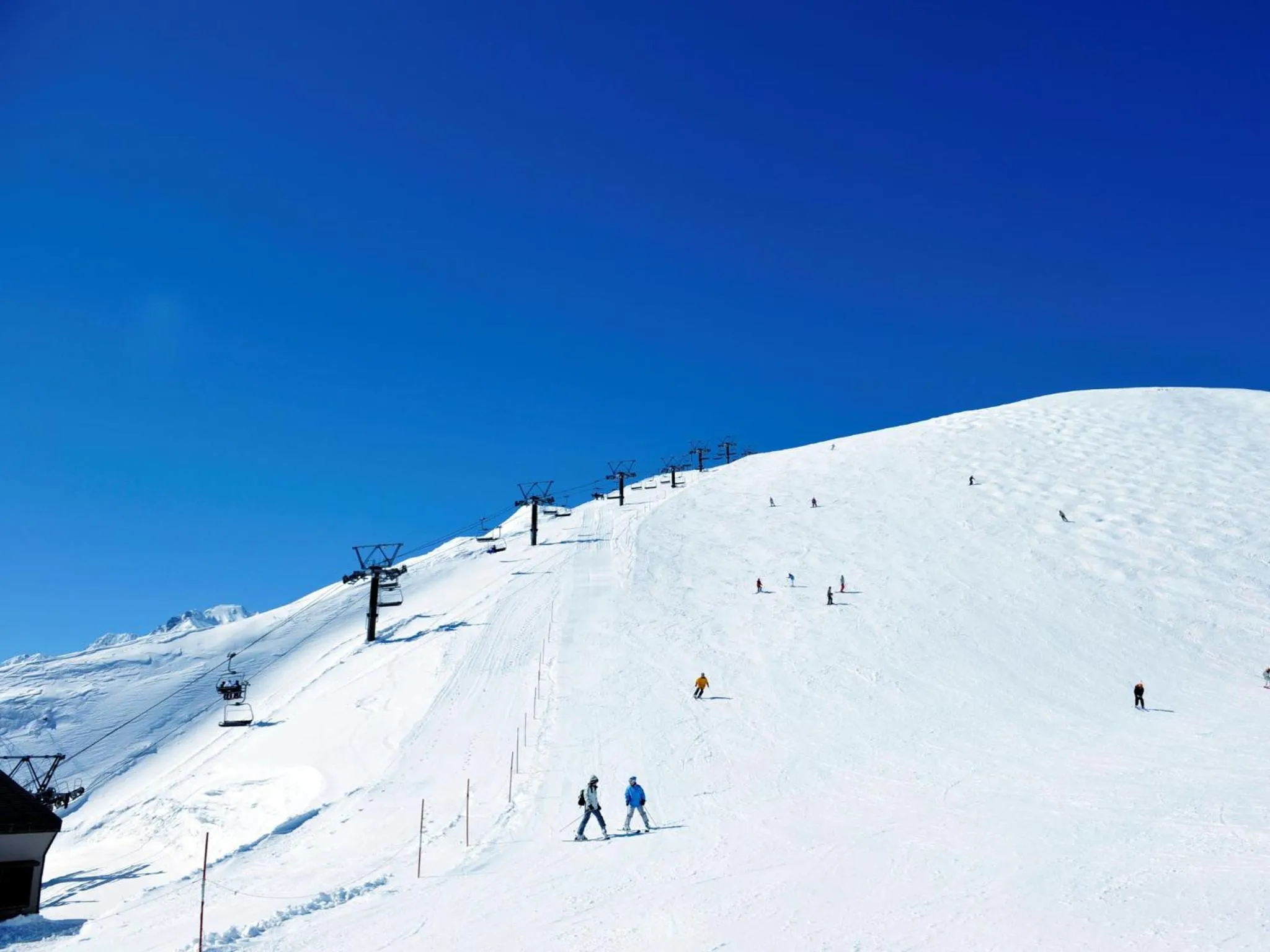Skiing in Hakuba Highland Hotel