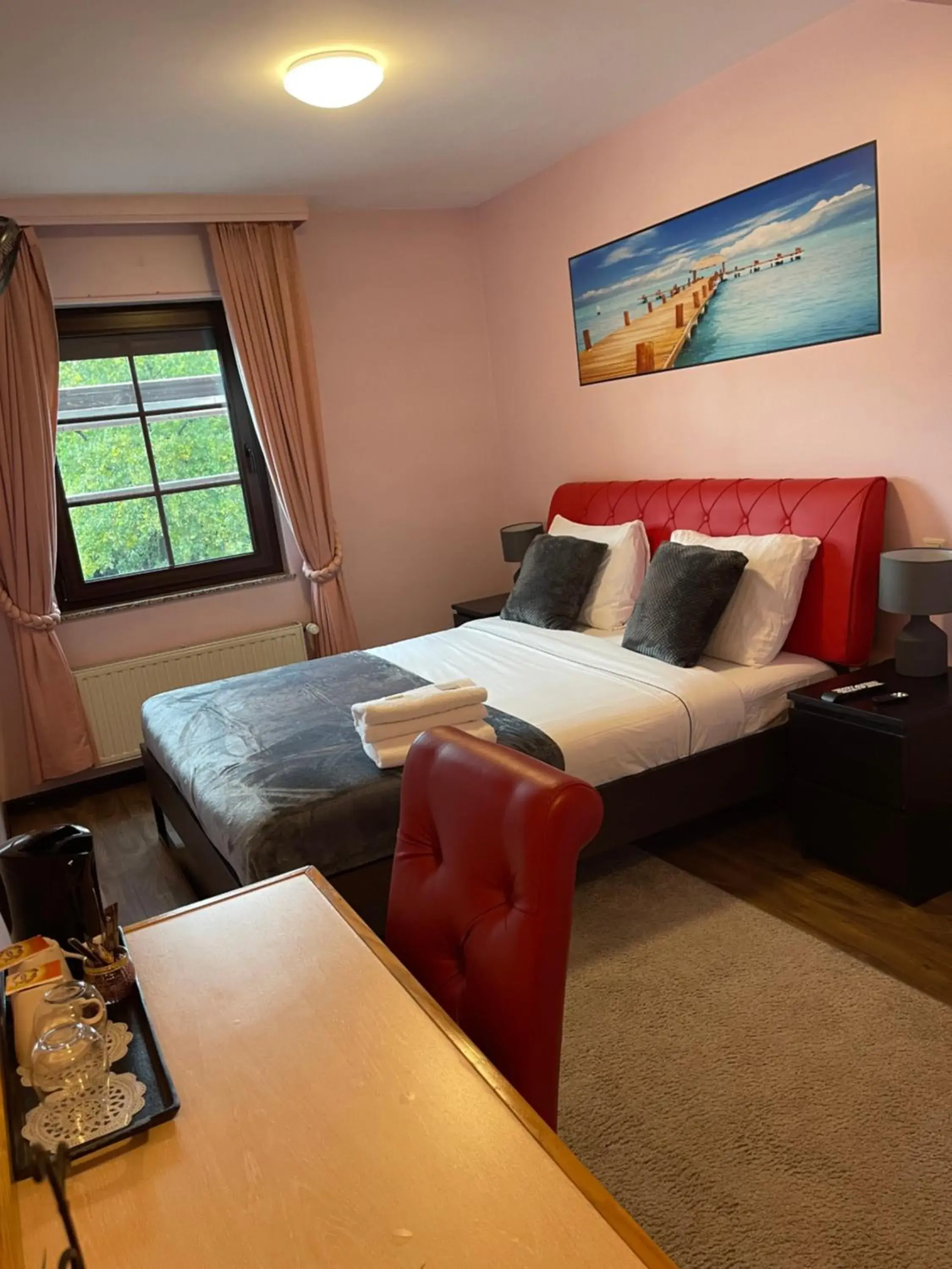 Bed in Hotel L'Empire Bed in Hotel L'Empire