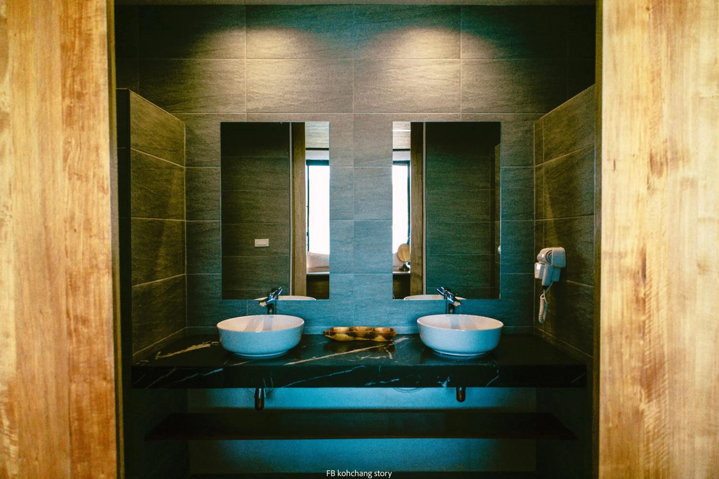 Bathroom in Bhuvarin Resort