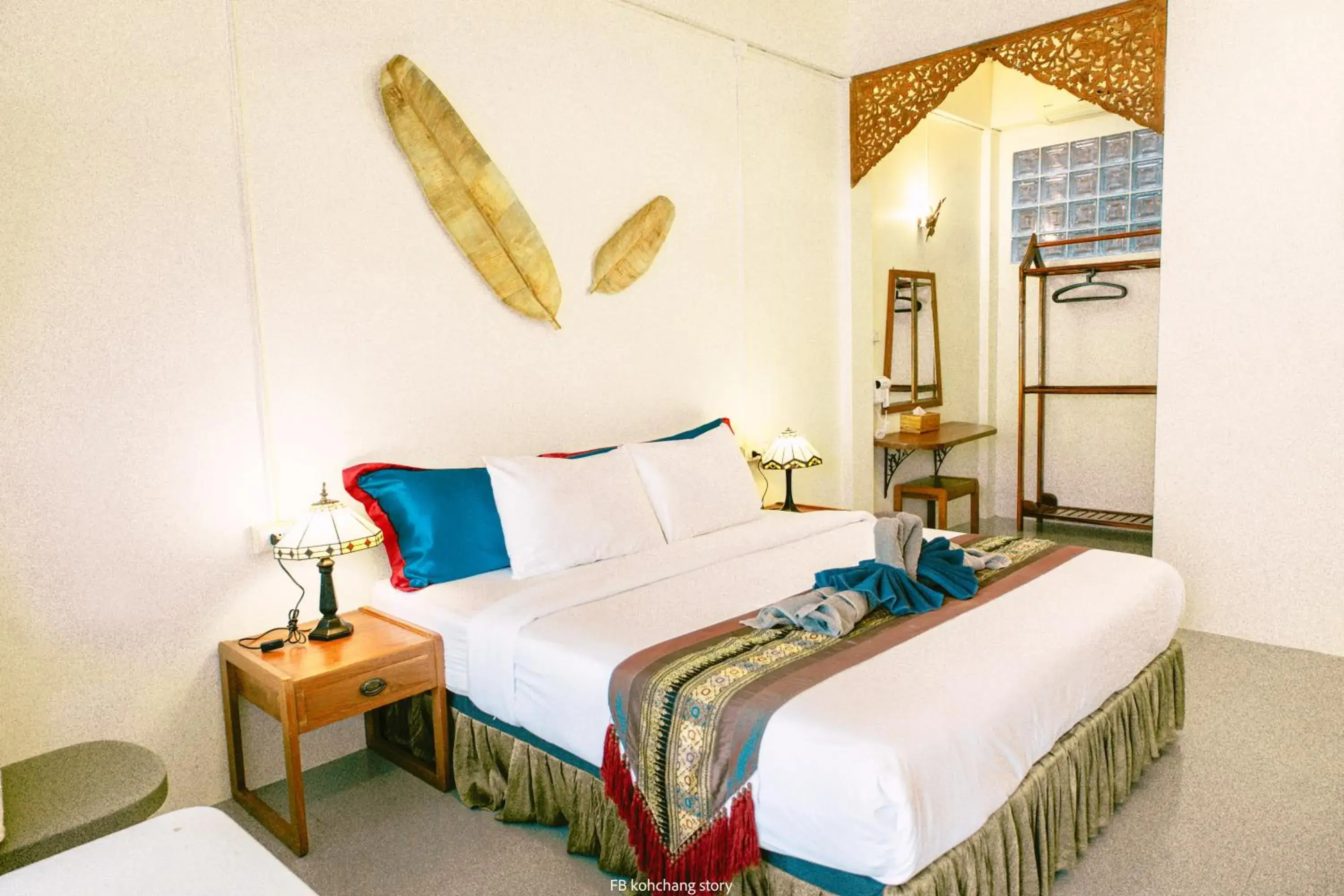 Bed in Bhuvarin Resort Bed in Bhuvarin Resort