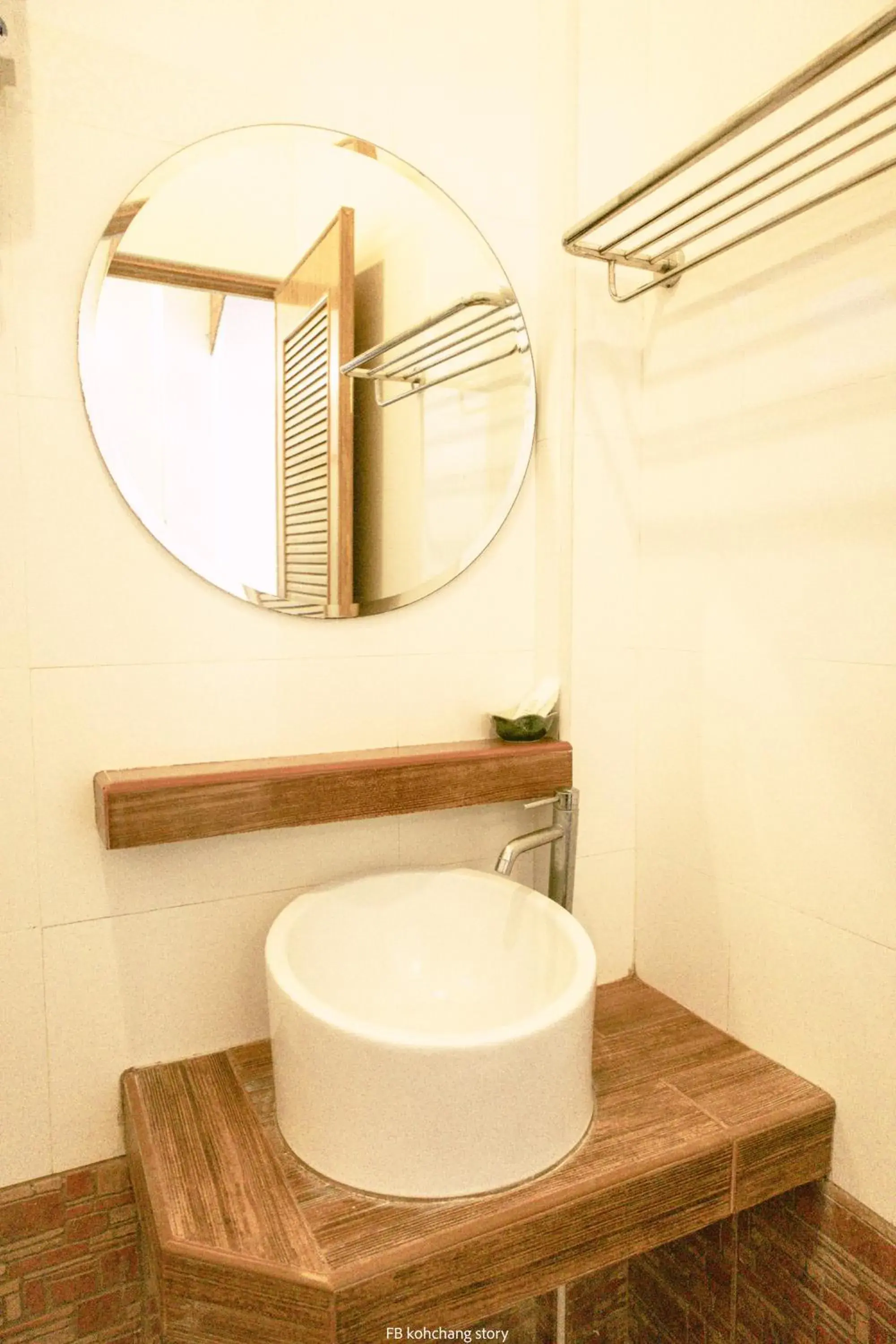 Bathroom in Bhuvarin Resort Bathroom in Bhuvarin Resort