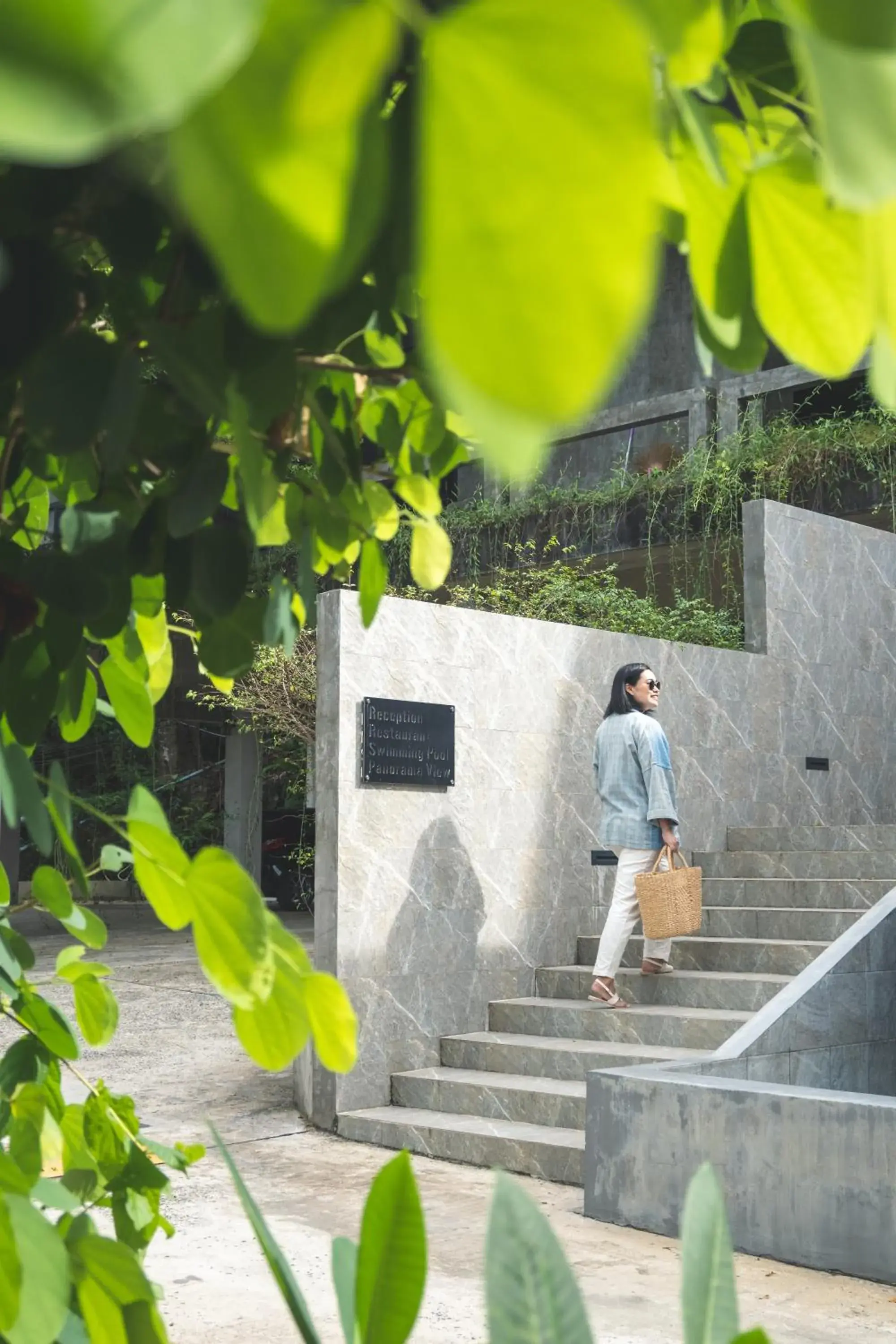 Restaurant/places to eat in Bhuvarin Resort Restaurant/places to eat in Bhuvarin Resort