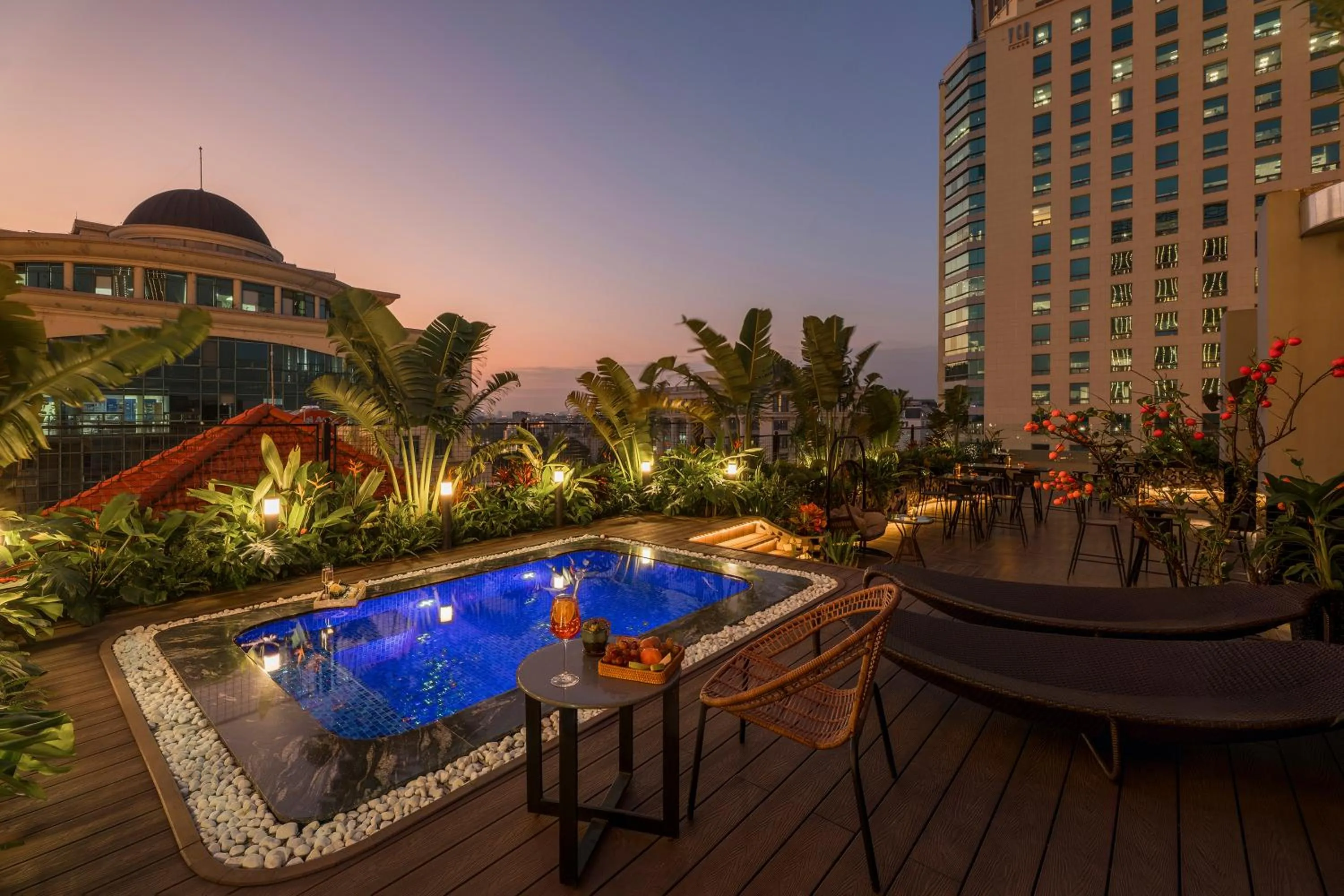 Swimming pool in GRAND CITITEL Hanoi Hotel & Spa