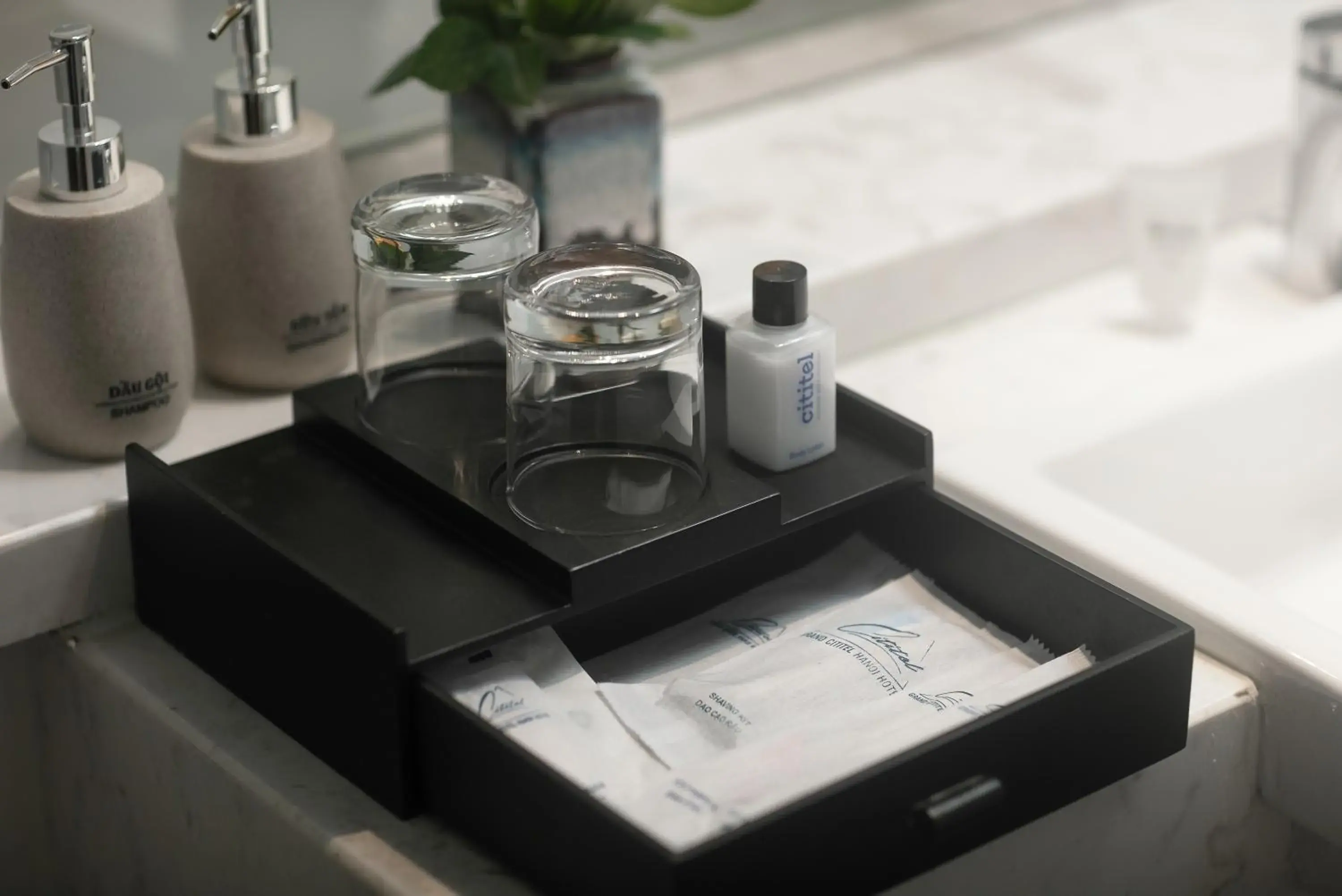 Bathroom in GRAND CITITEL Hanoi Hotel & Spa Bathroom in GRAND CITITEL Hanoi Hotel & Spa