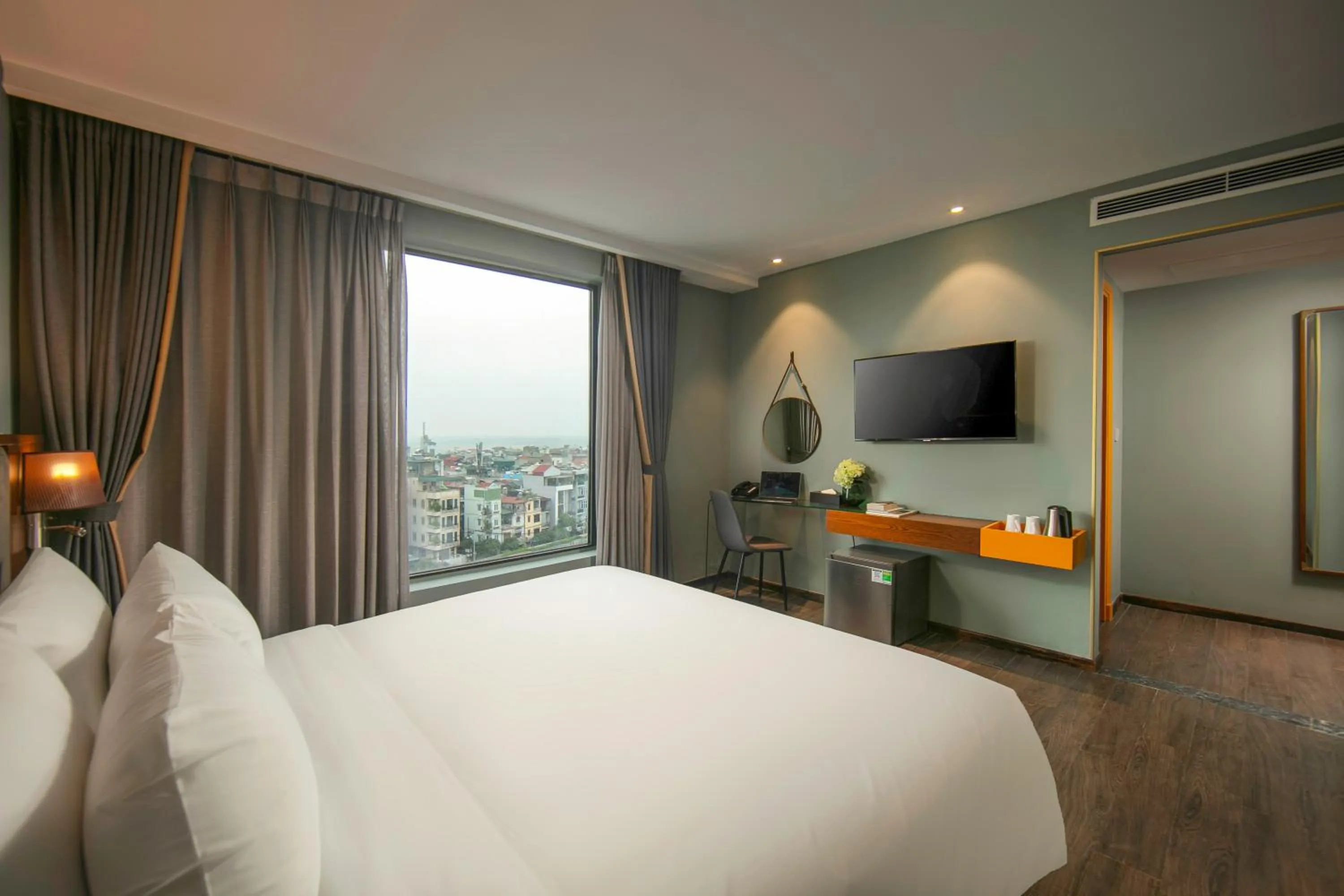 Bed in GRAND CITITEL Hanoi Hotel & Spa