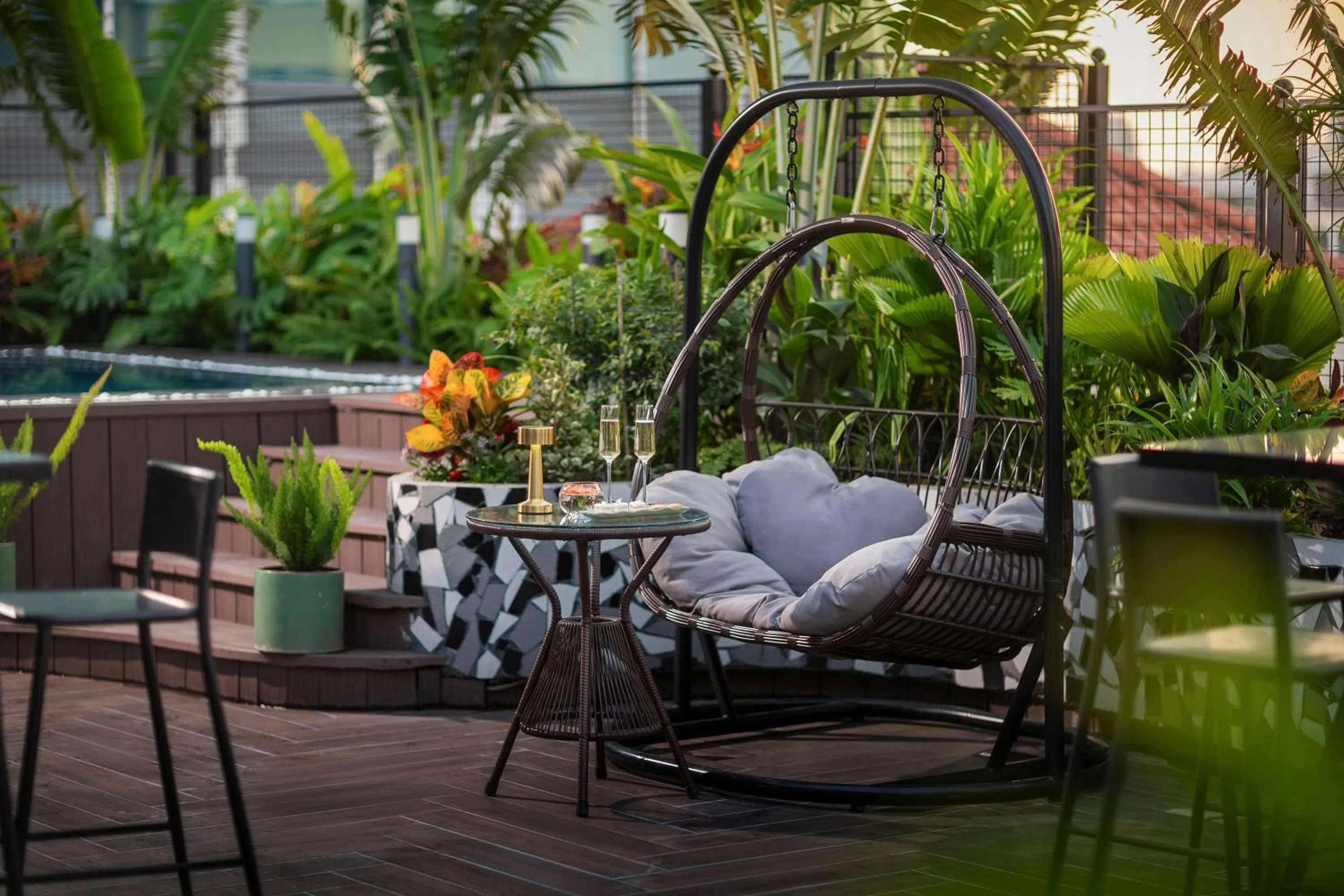 Swimming pool in GRAND CITITEL Hanoi Hotel & Spa