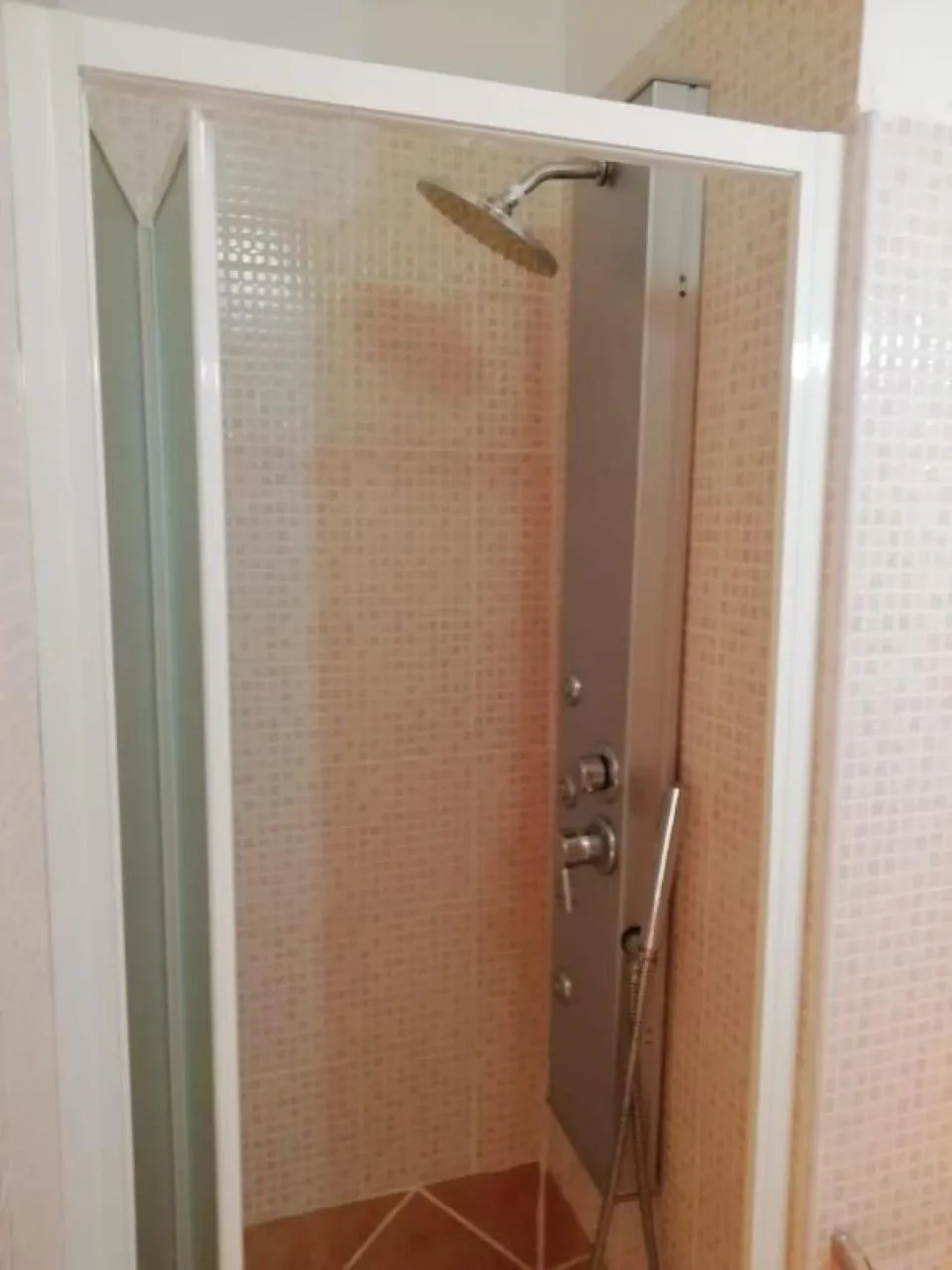 Shower in B&B Alghero Republic