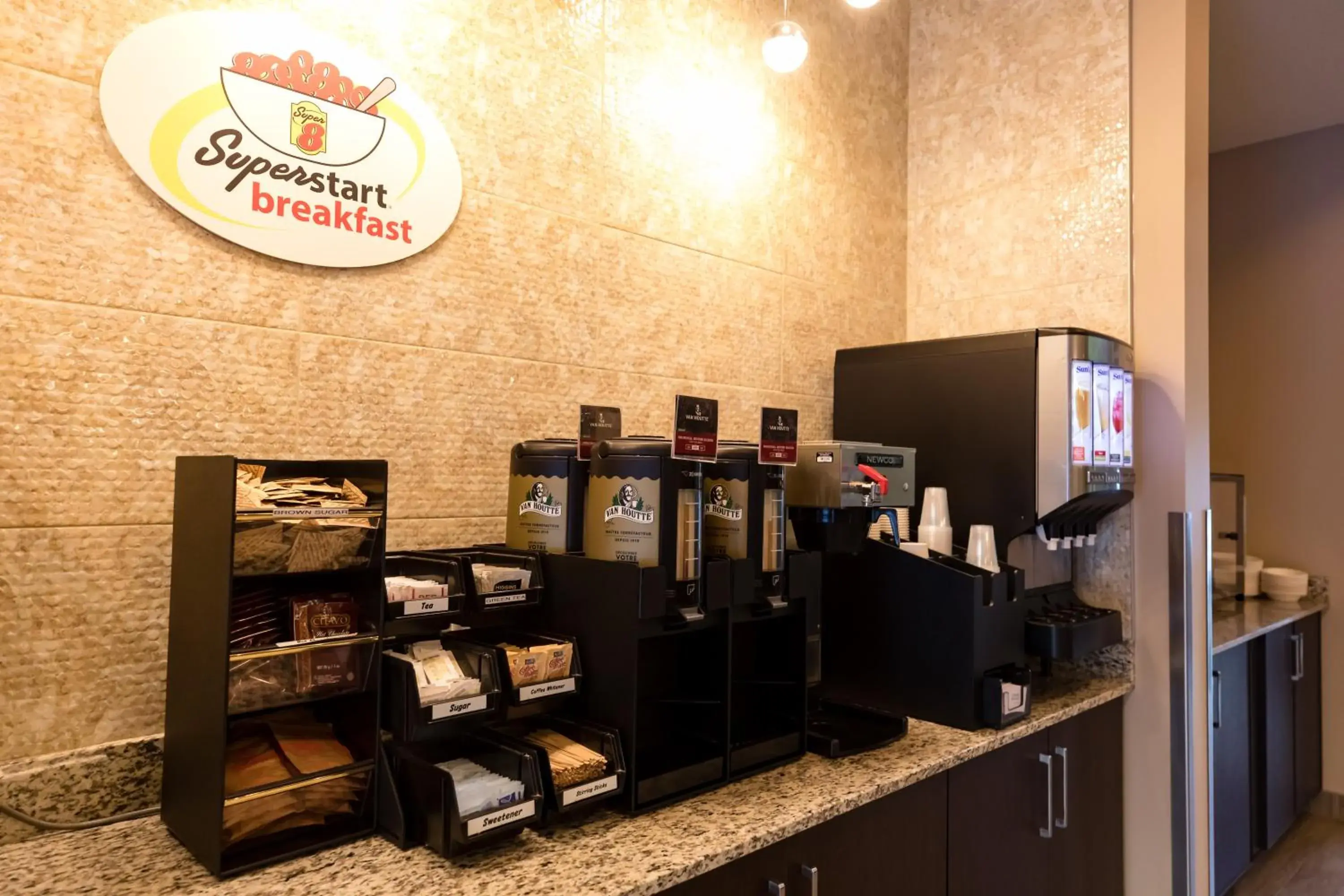 Breakfast in Super 8 by Wyndham Canmore Breakfast in Super 8 by Wyndham Canmore