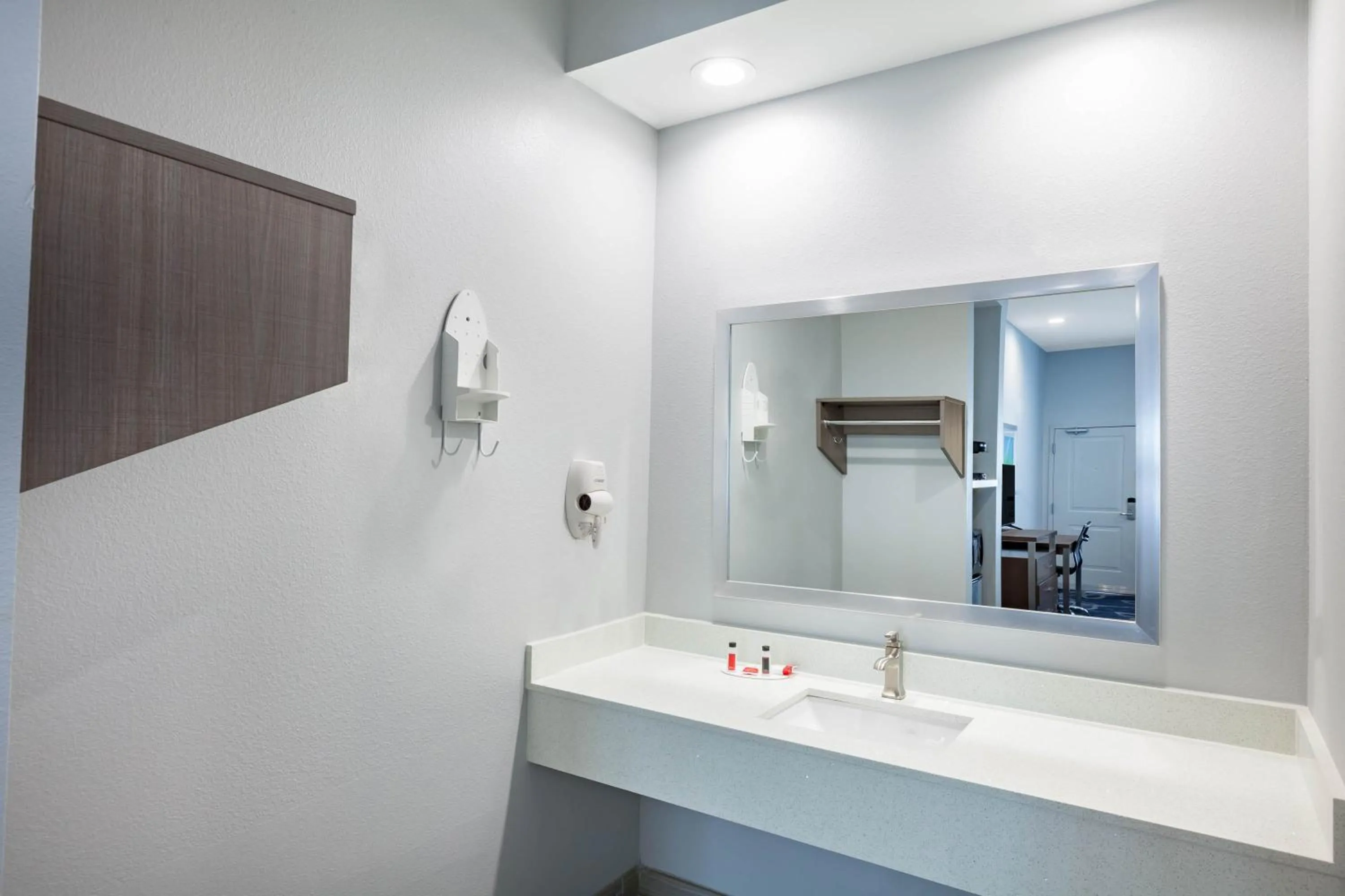 Bathroom in Baymont by Wyndham Houston Hobby Airport