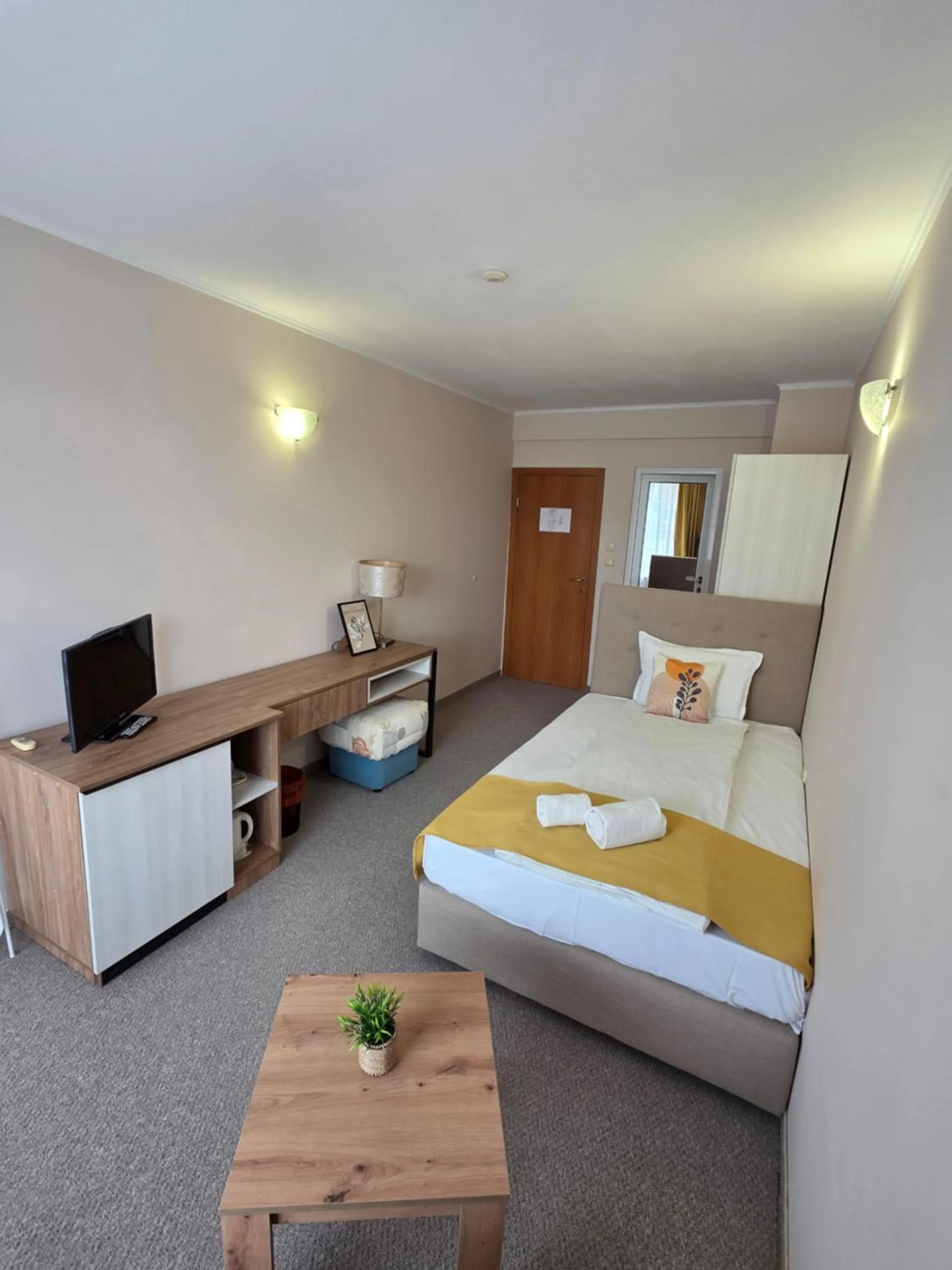 Mirana Family Hotel