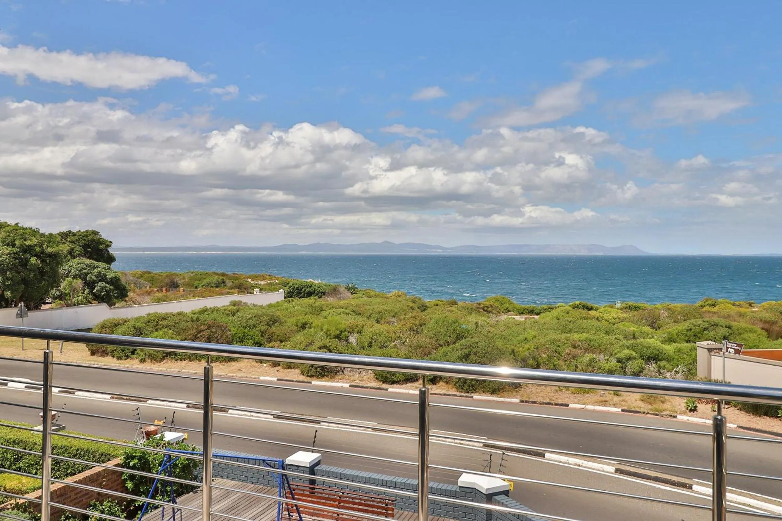 Sea view in The Whale's Tale Guesthouse