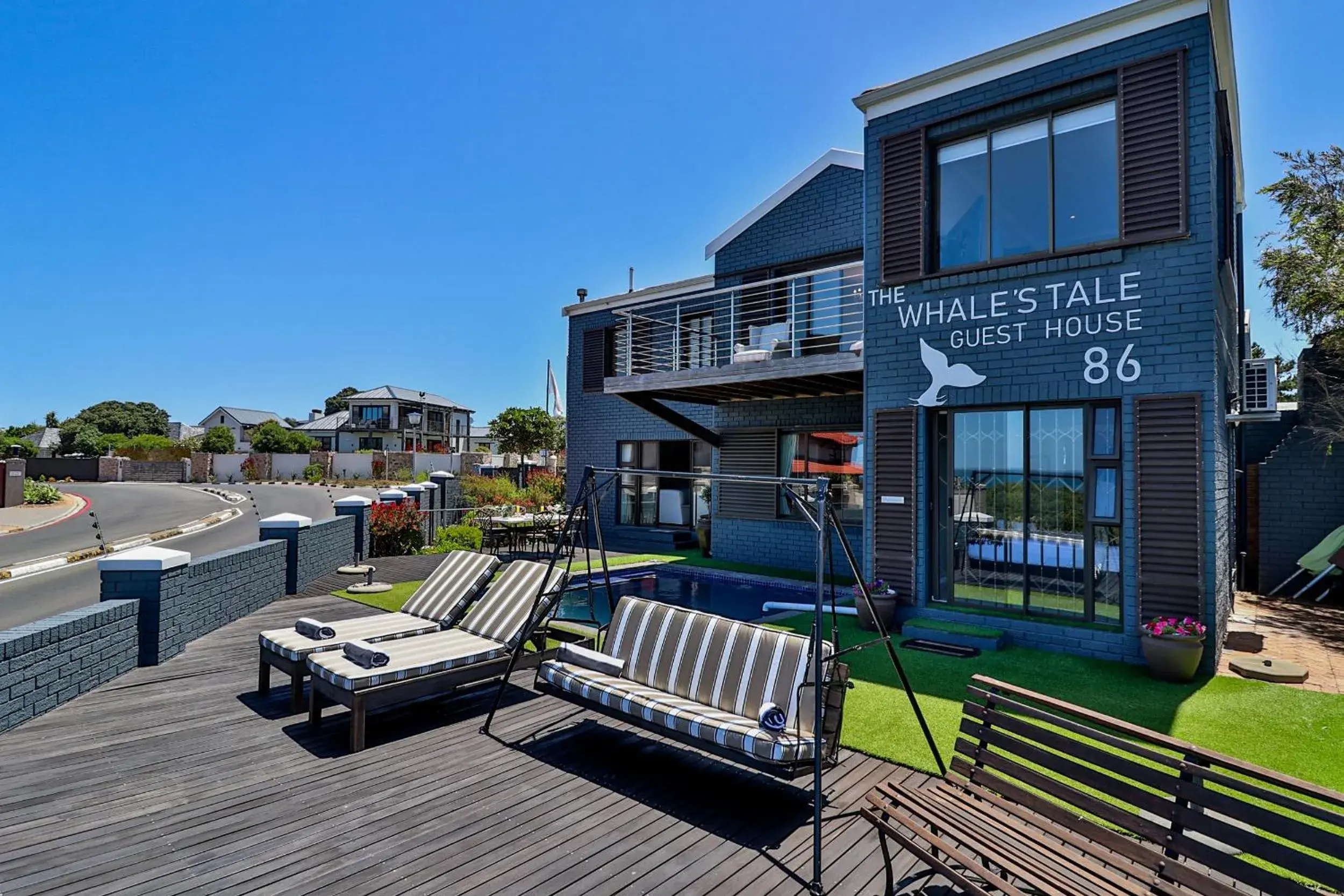 Facade/entrance in The Whale's Tale Guesthouse Facade/entrance in The Whale's Tale Guesthouse