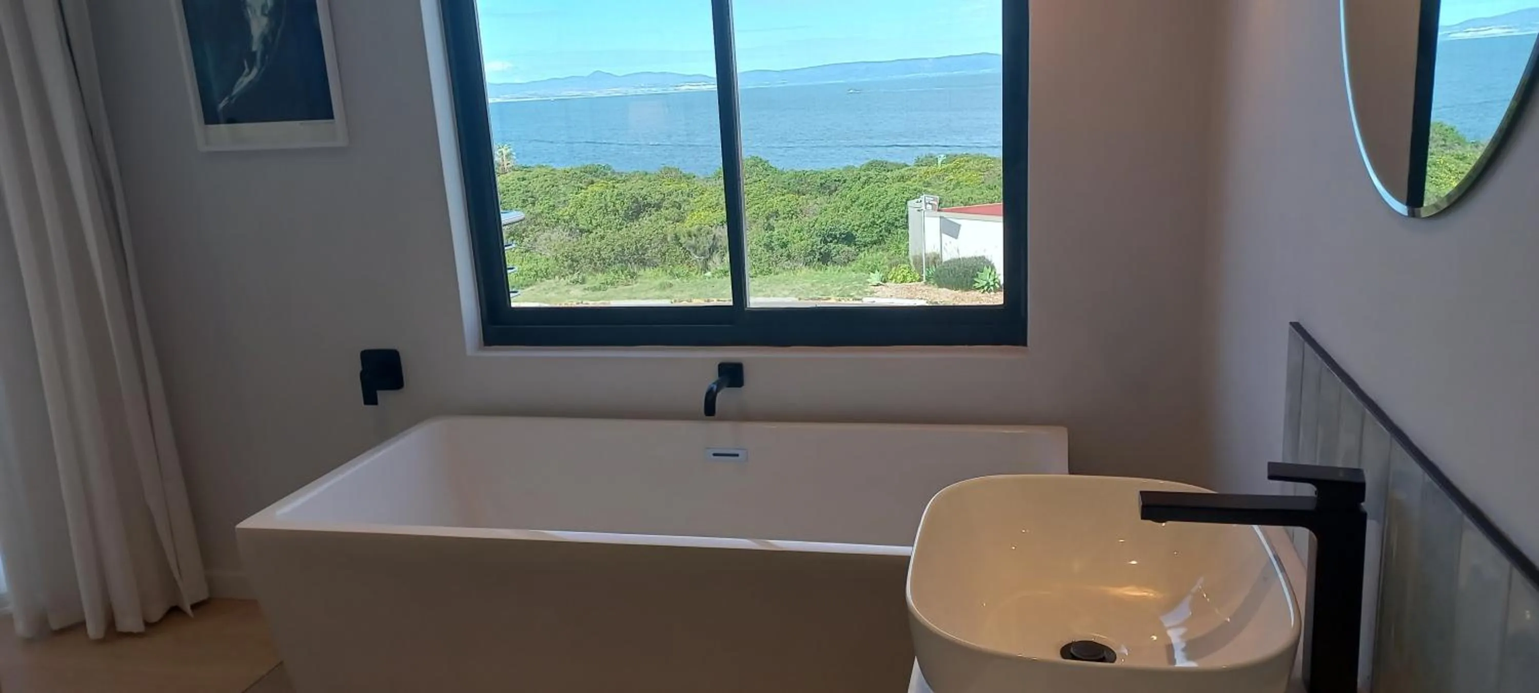 Bathroom in The Whale's Tale Guesthouse
