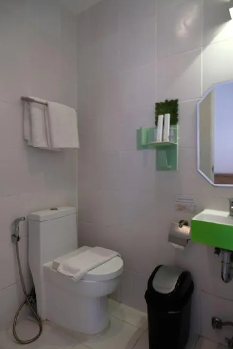 Toilet in La Bella Boutique Hotel