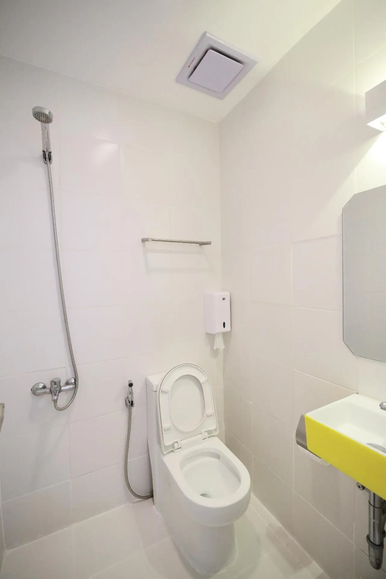 Shower in La Bella Boutique Hotel