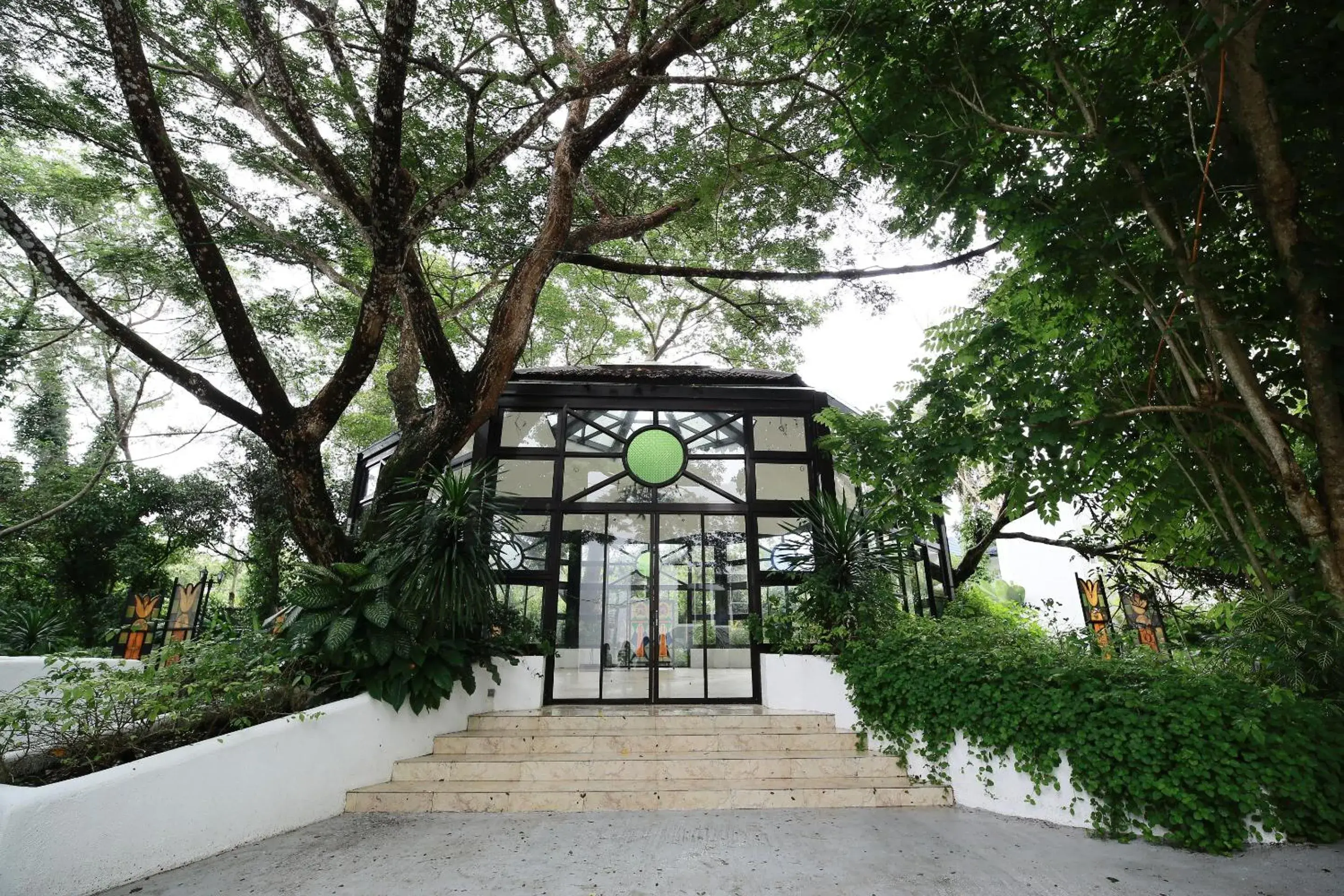 Property building in La Bella Boutique Hotel Property building in La Bella Boutique Hotel