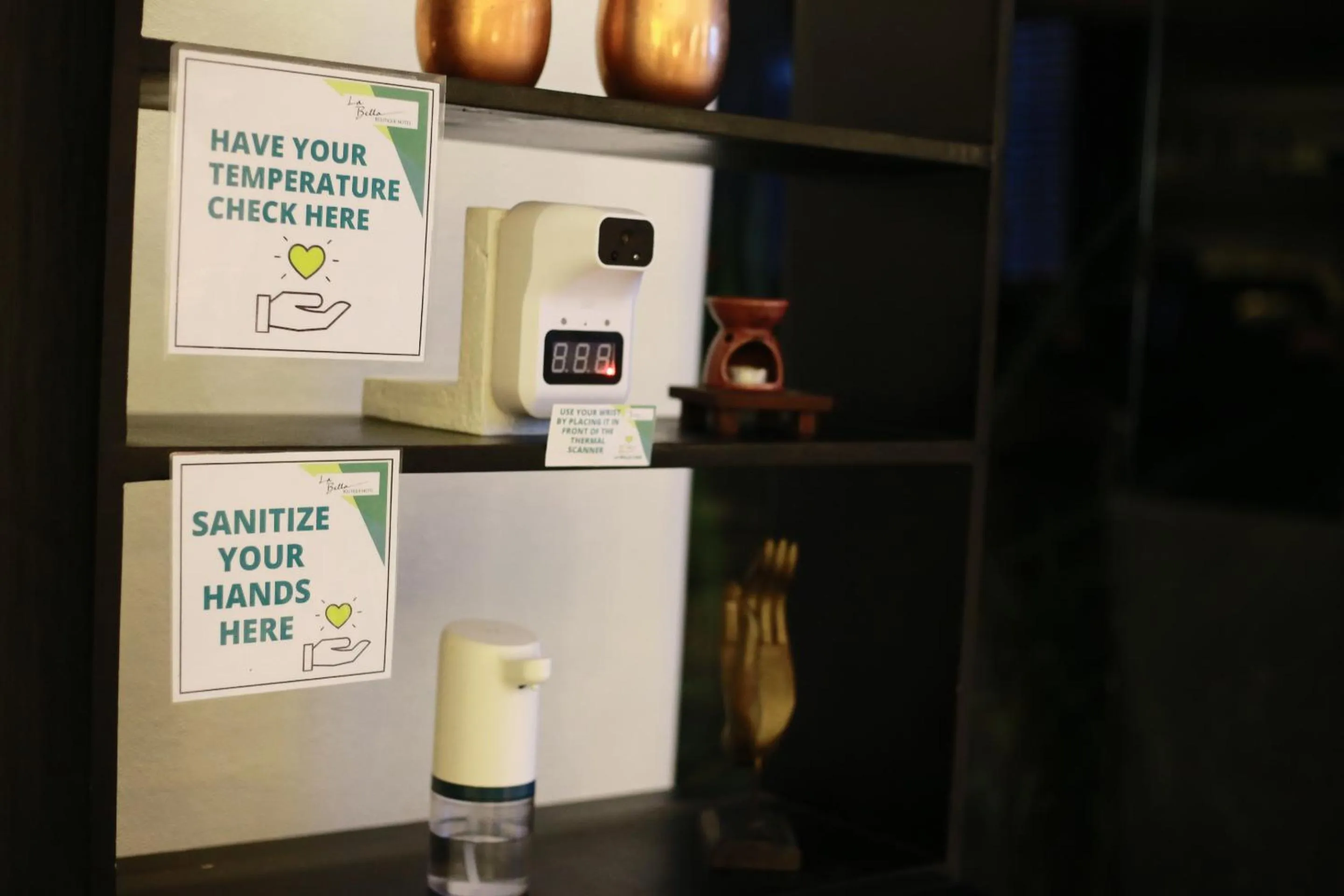 Lobby or reception in La Bella Boutique Hotel