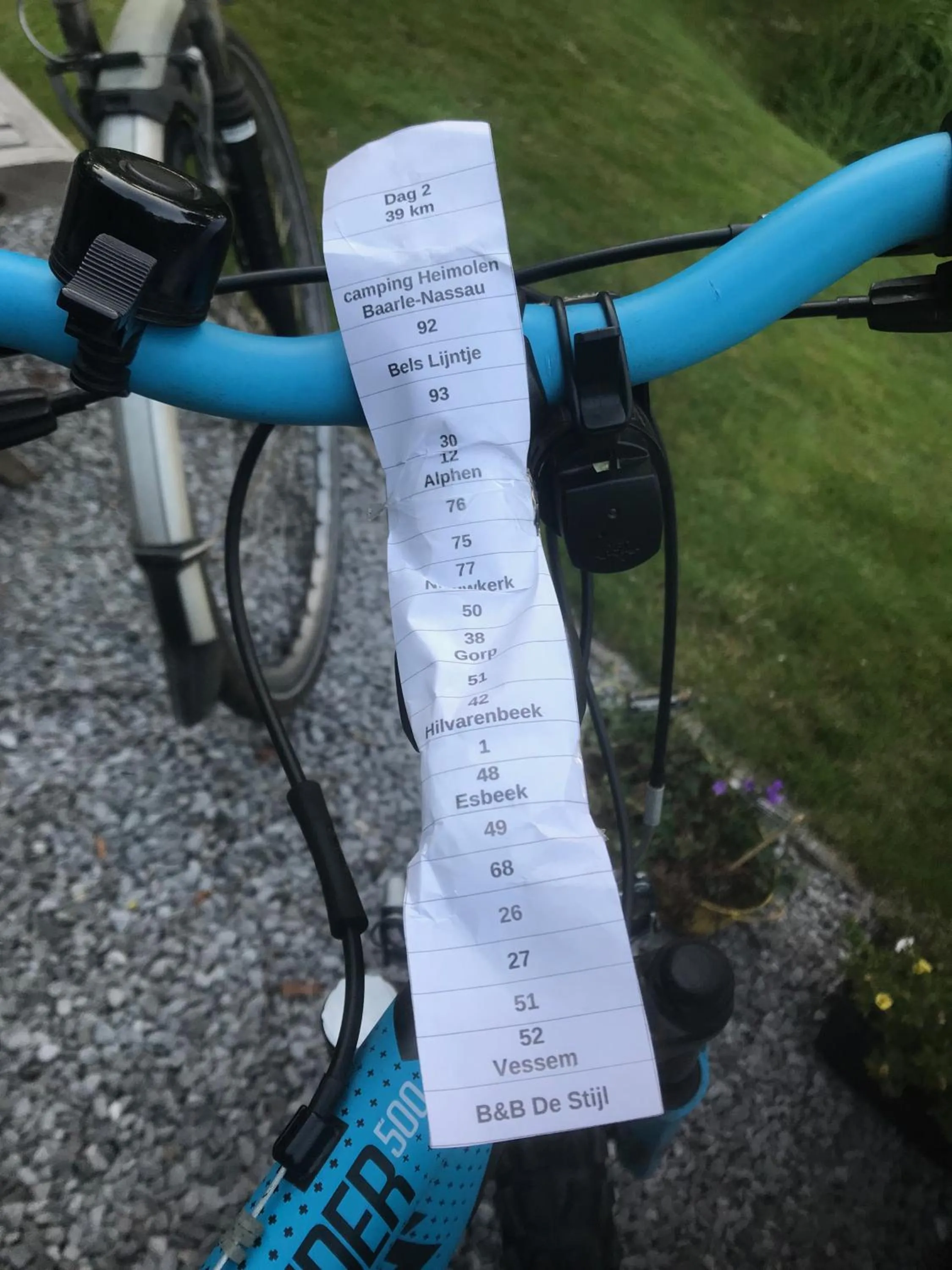 Cycling in B & B De Stijl