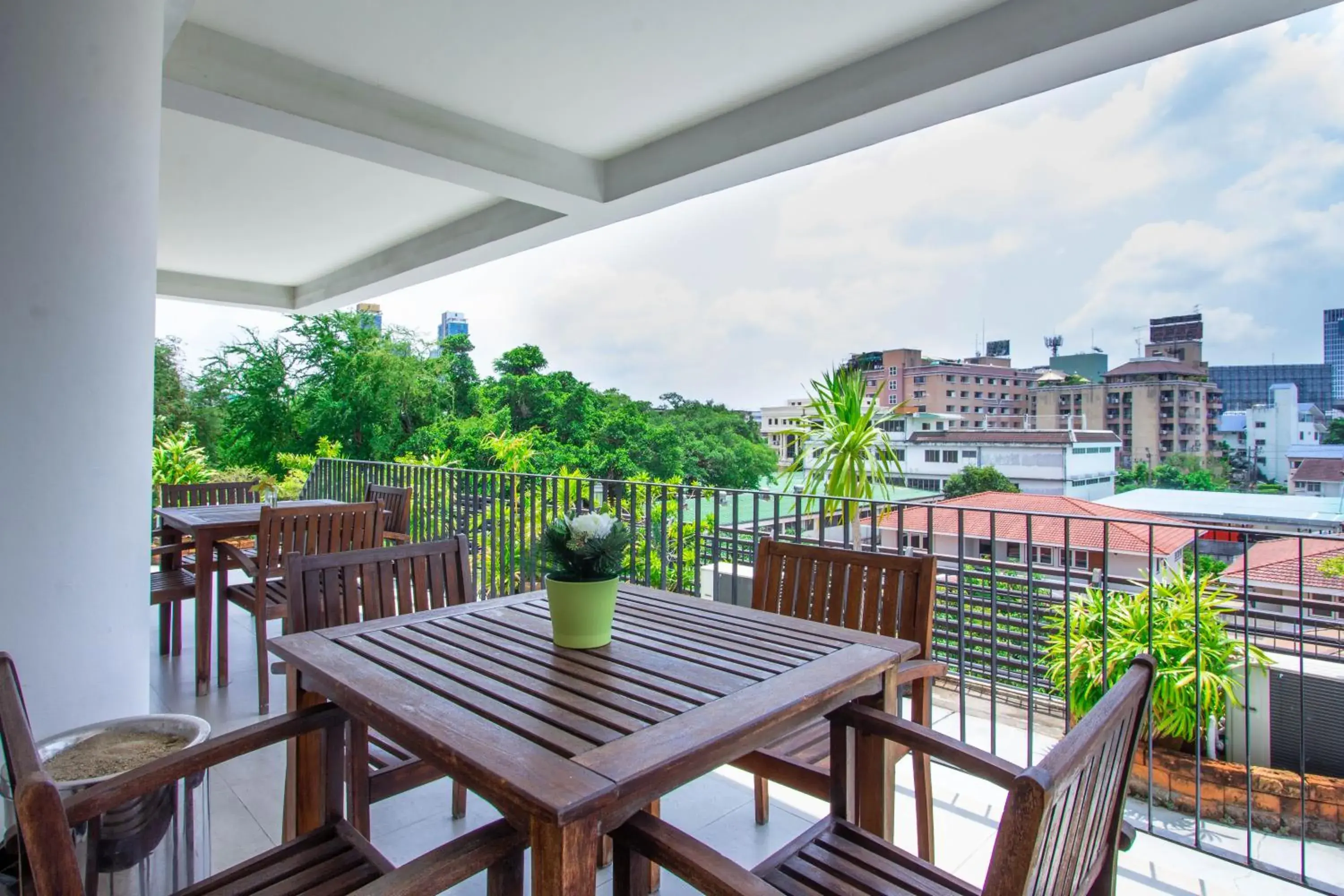 City view in Lily Hotel Bangkok City view in Lily Hotel Bangkok