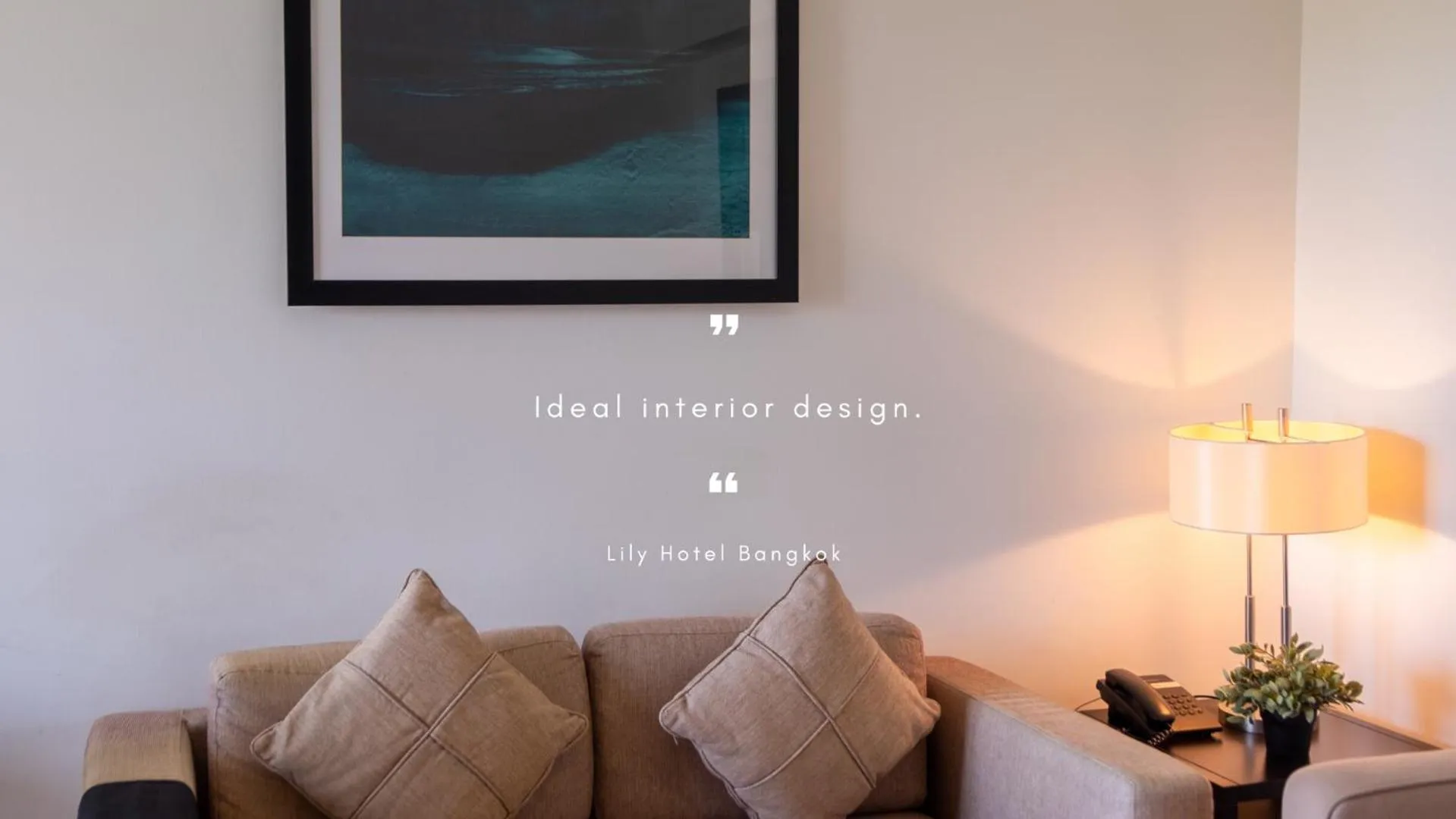 Seating area in Lily Hotel Bangkok