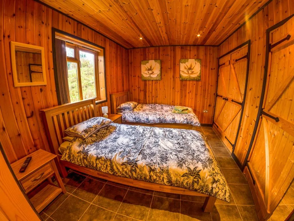 Bedroom, Bed in New Forest Lodges