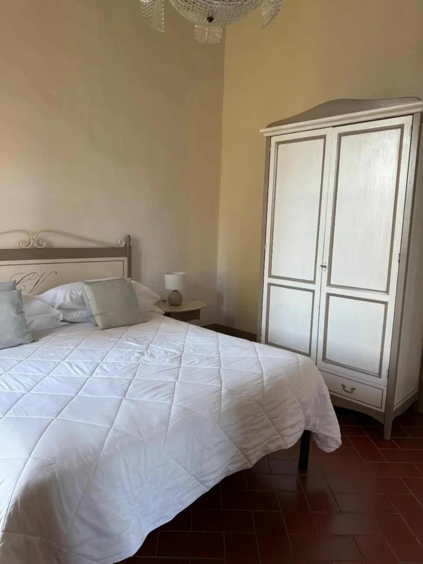 One-Bedroom Apartment in Castello Vicchiomaggio One-Bedroom Apartment in Castello Vicchiomaggio