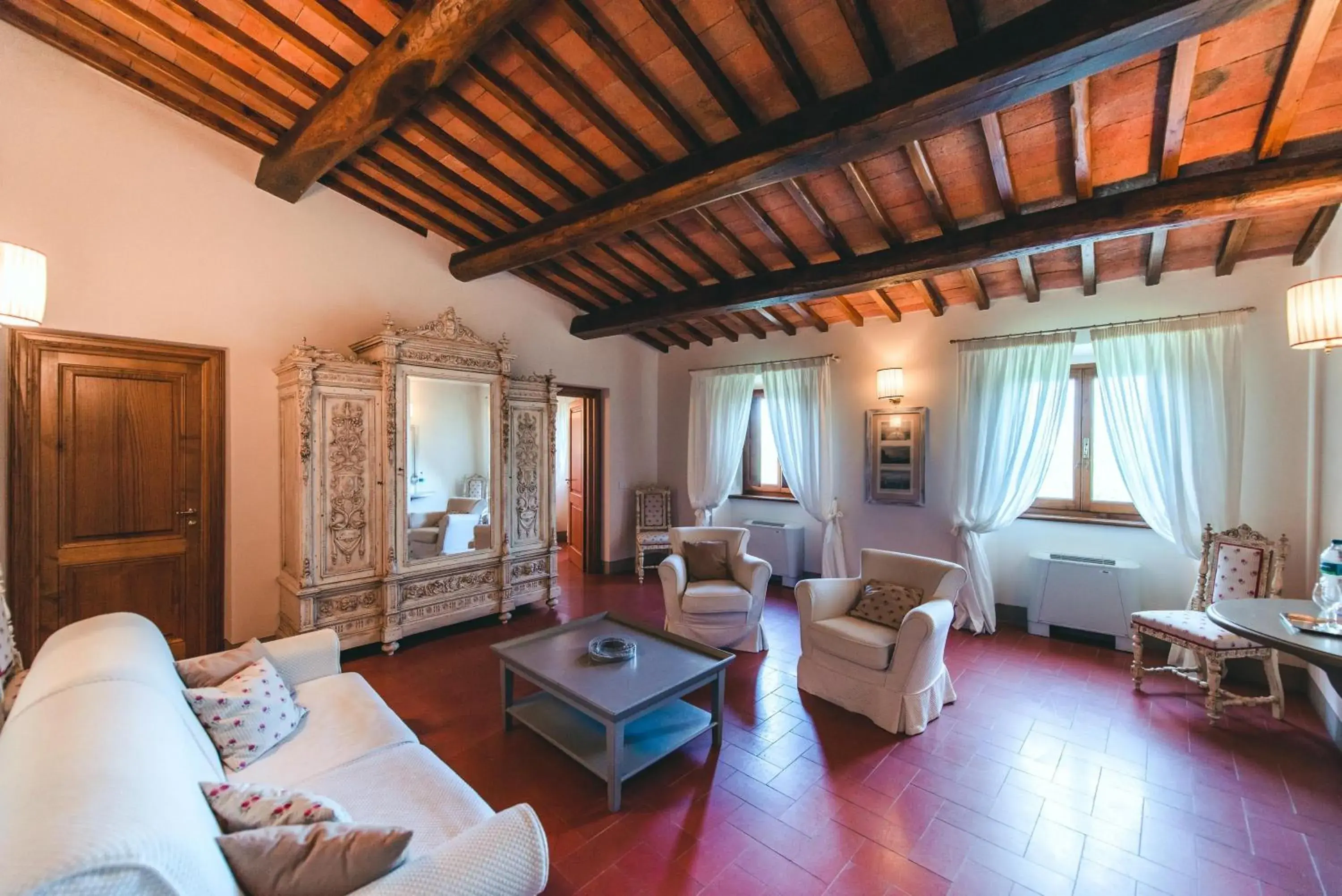 Junior Suite - Annex in Castello Vicchiomaggio Junior Suite - Annex in Castello Vicchiomaggio