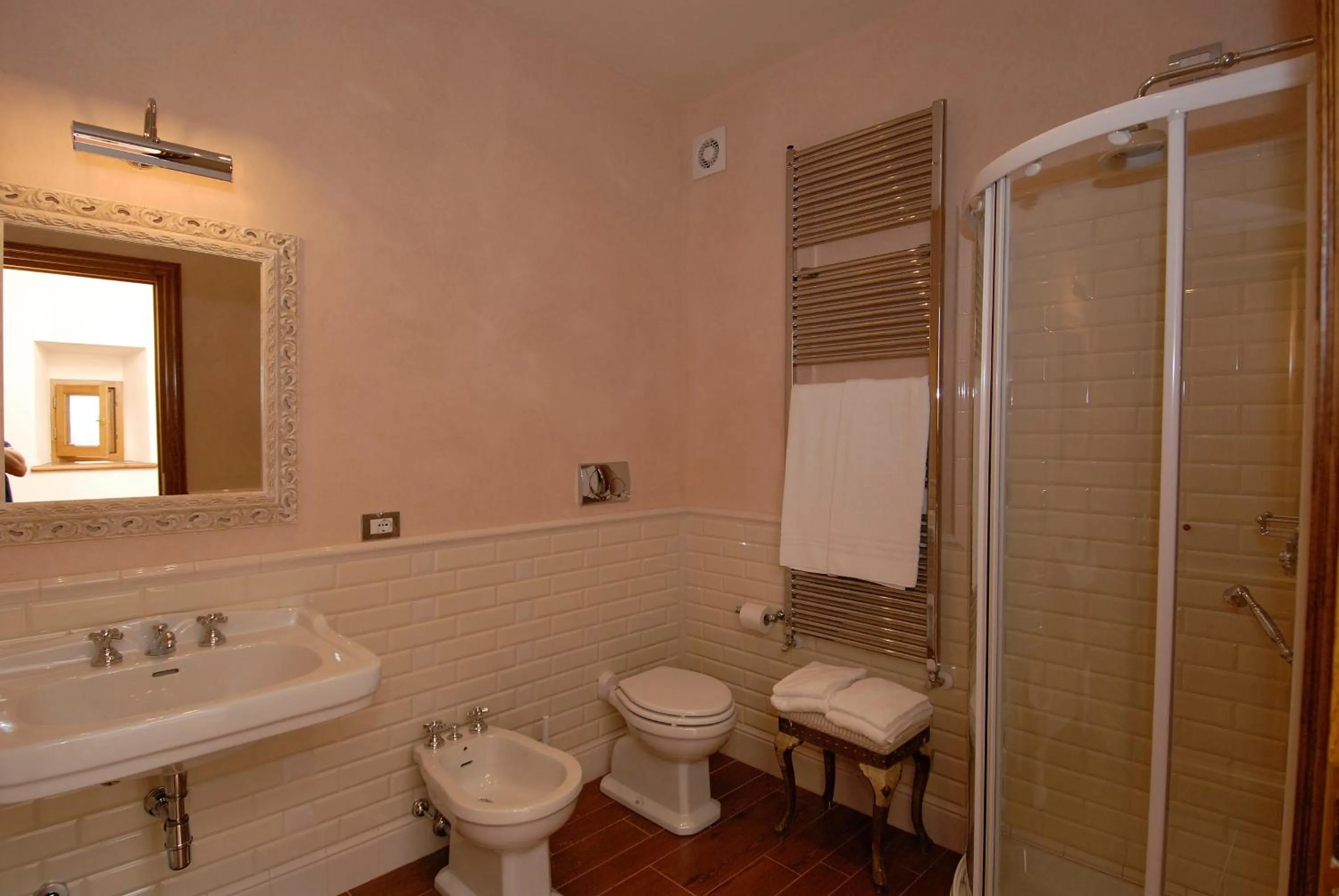 Bathroom in Castello Vicchiomaggio