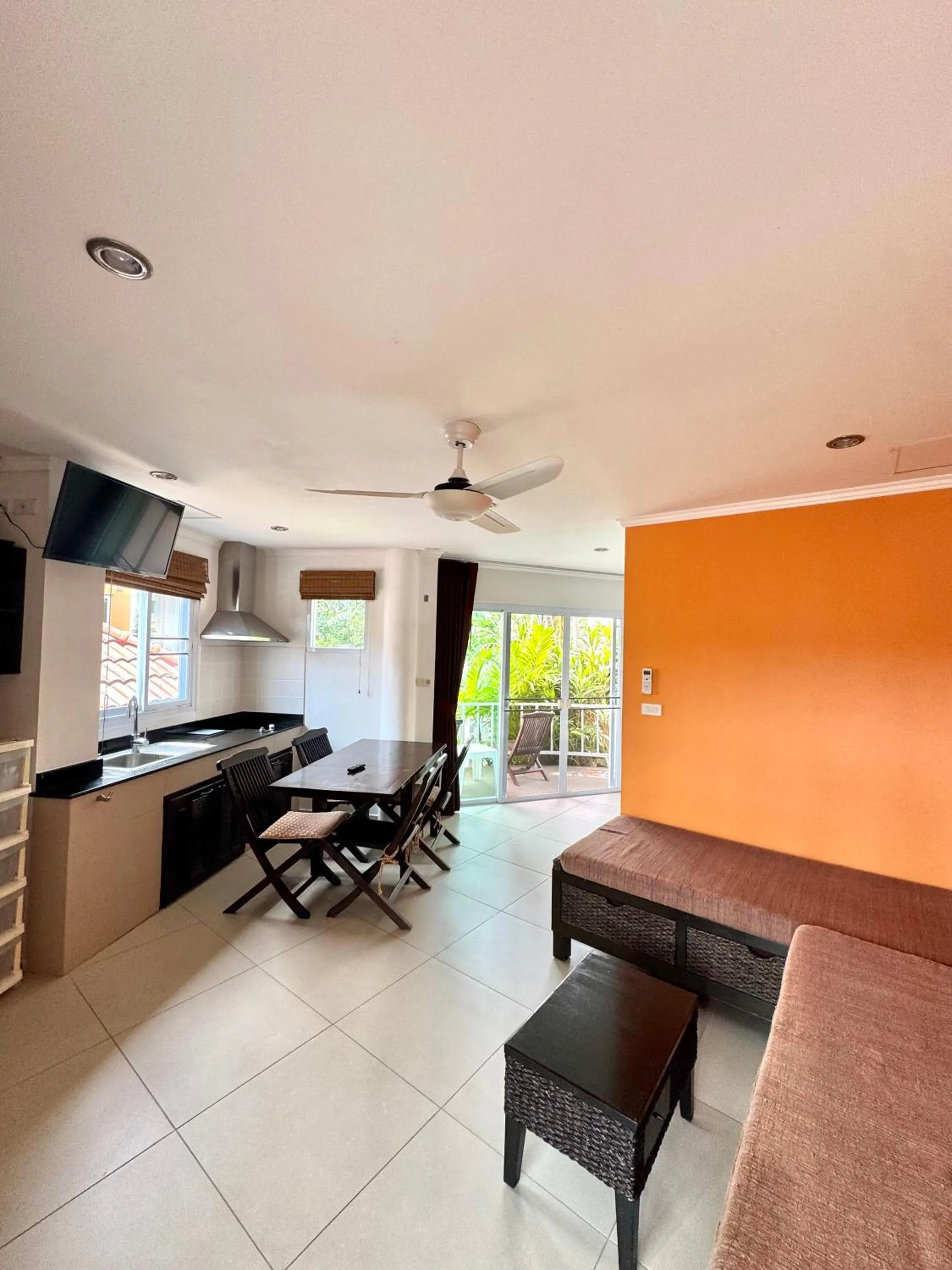 Chaweng Noi Residence