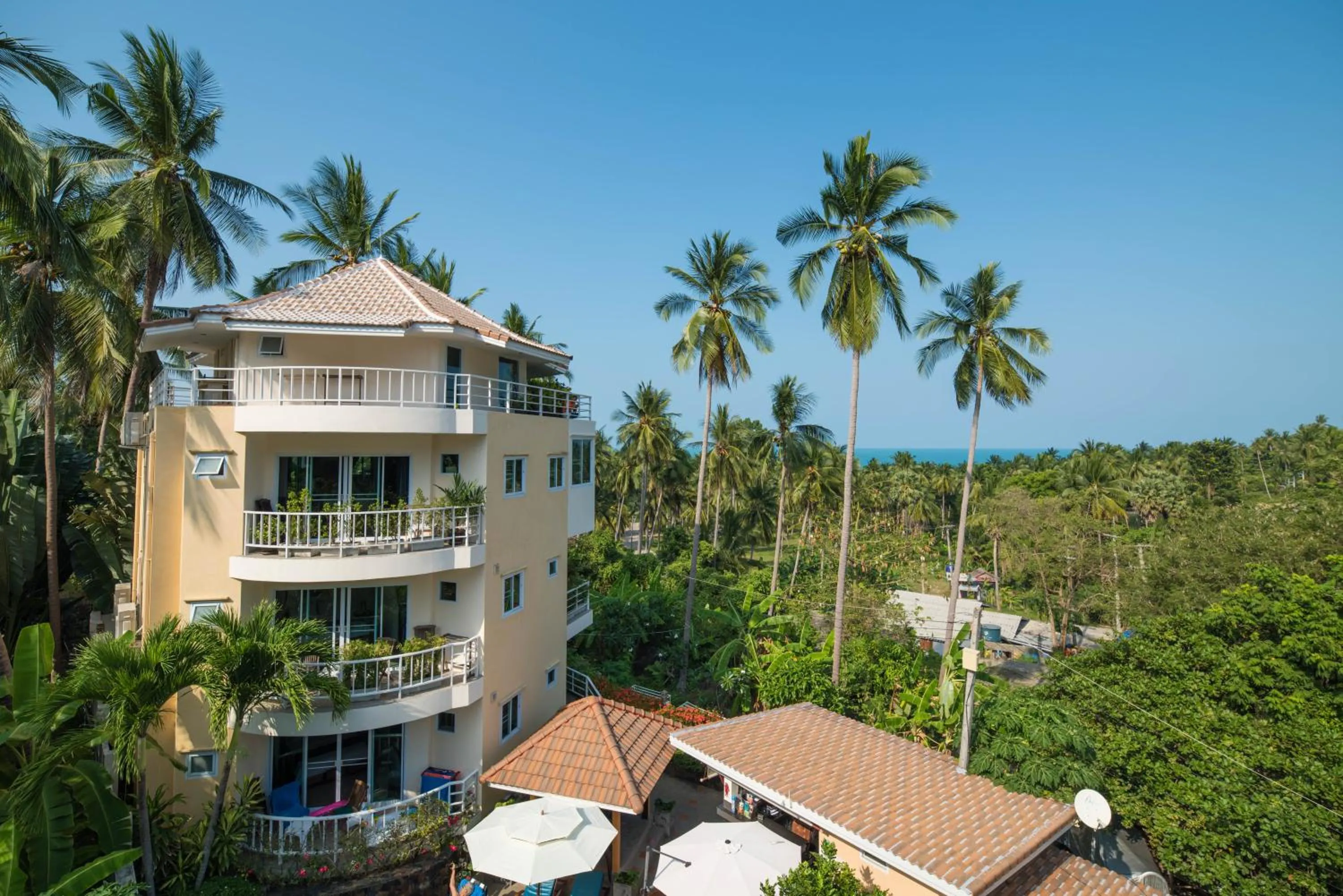 Property building in Chaweng Noi Residence