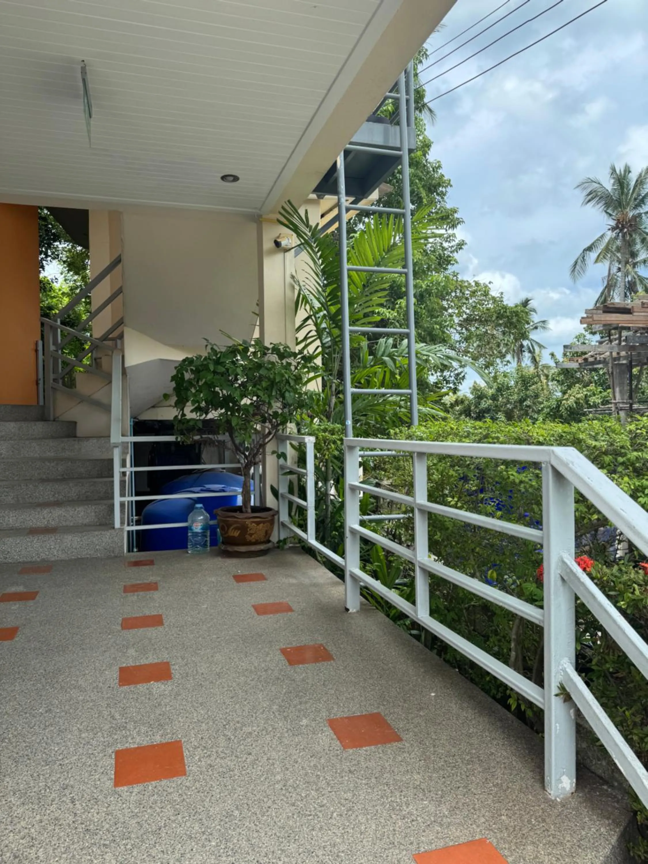 Garden view in Chaweng Noi Residence