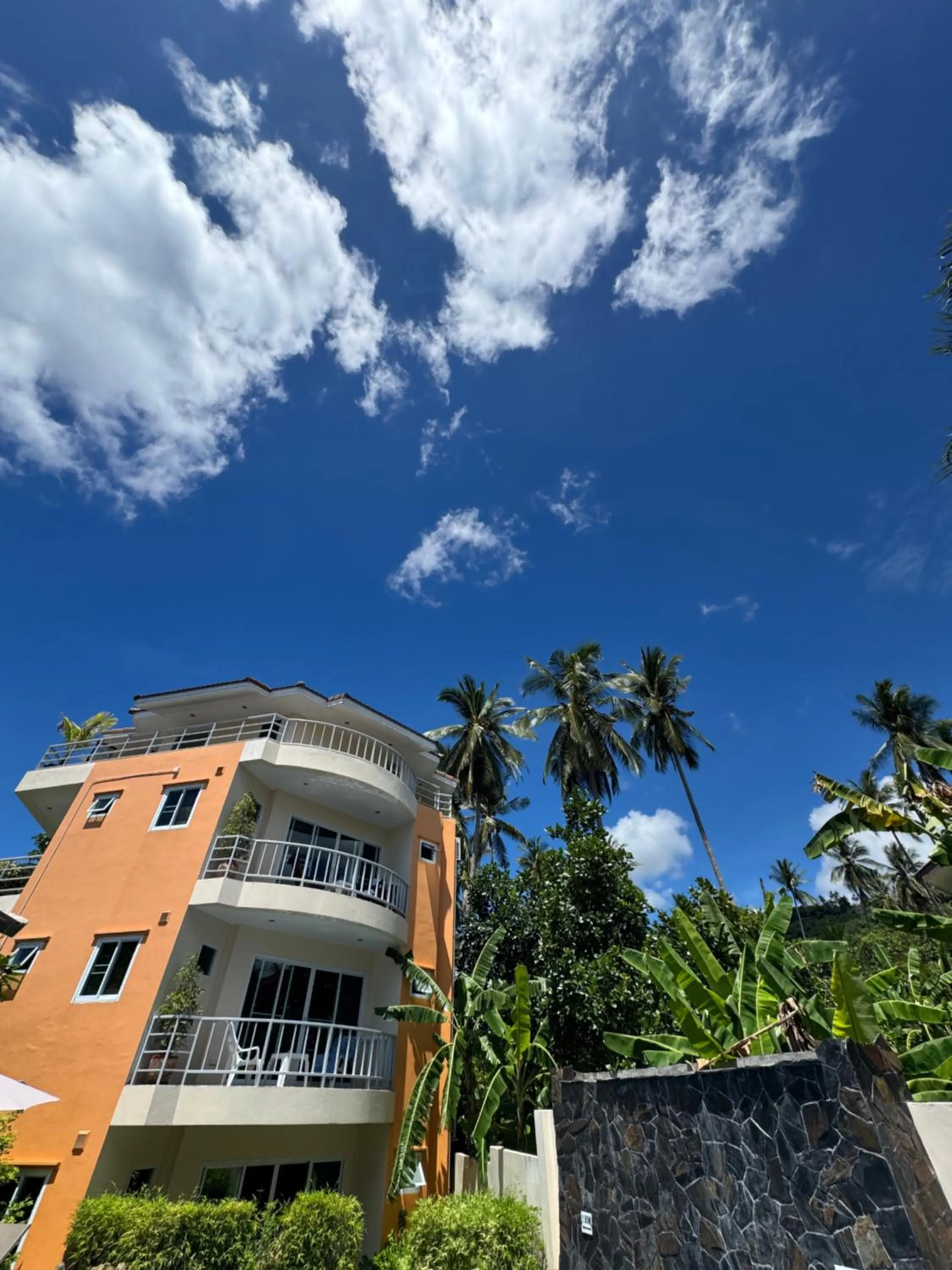 Property building in Chaweng Noi Residence