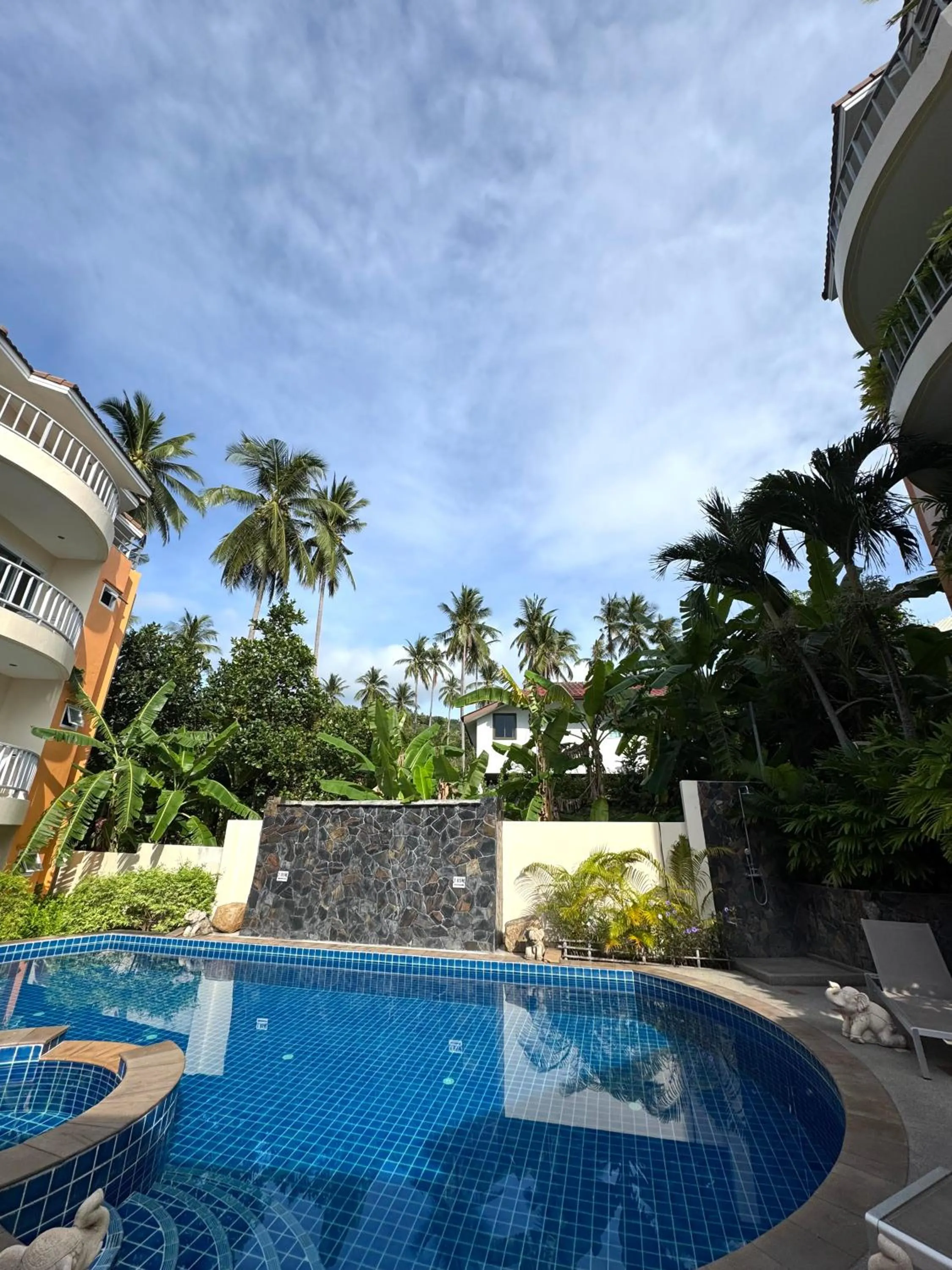 Swimming pool in Chaweng Noi Residence